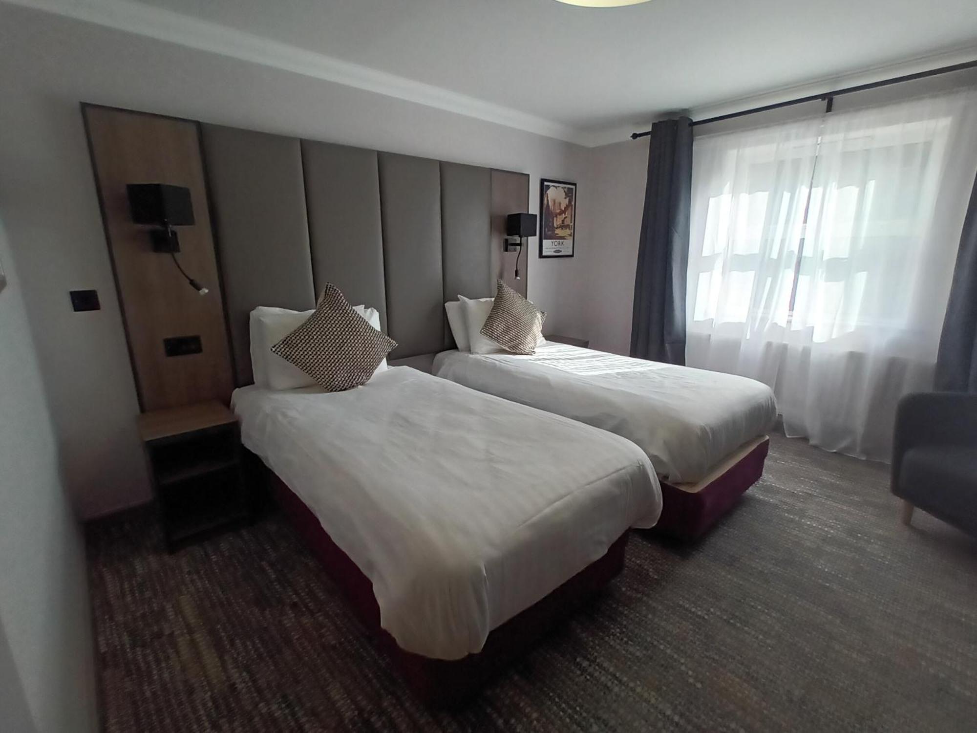 Corn Mill 3* Leeds (West Yorkshire)