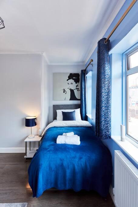 *little Haven In Leeds* ¤private Parking¤ Ensuite Apartment Leeds (West Yorkshire)