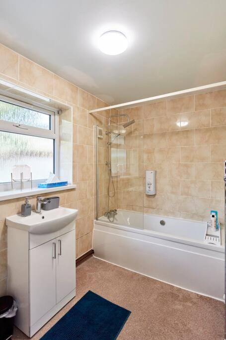 *little Haven In Leeds* ¤private Parking¤ Ensuite Apartment