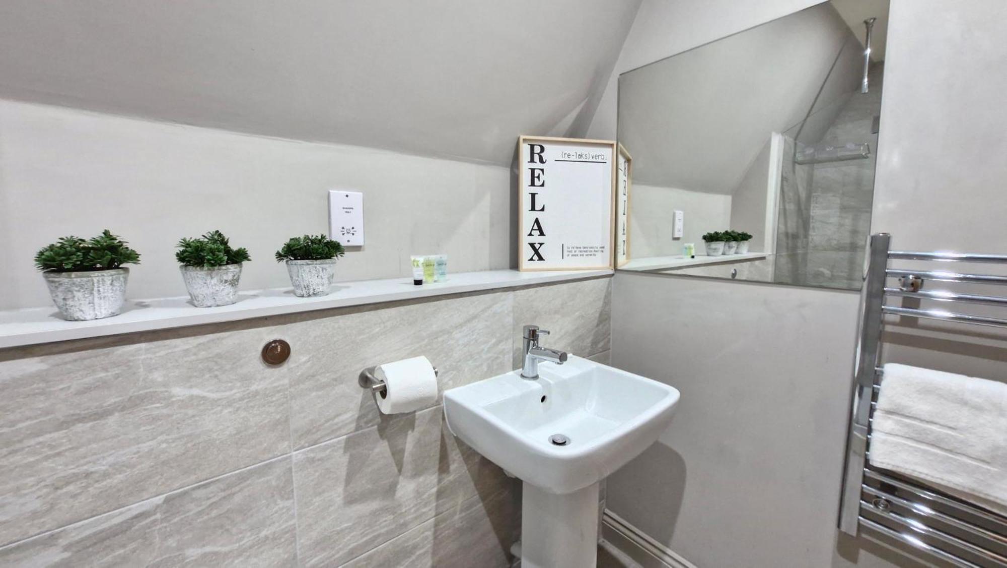 Mpl Luxury City - Free Netflix & Prime - First Direct Arena- Trinity Shopping - Sleeps 3-4 * Leeds (West Yorkshire)