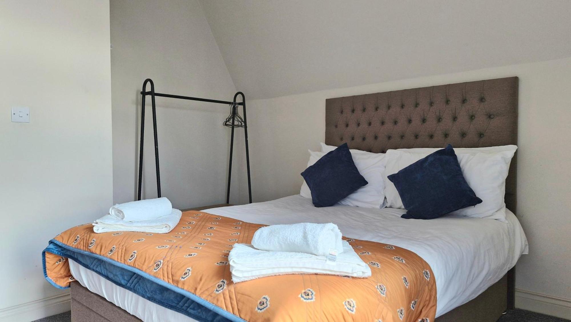 Apartment Mpl Luxury City - Free Netflix & Prime - First Direct Arena- Trinity Shopping - Sleeps 3-4