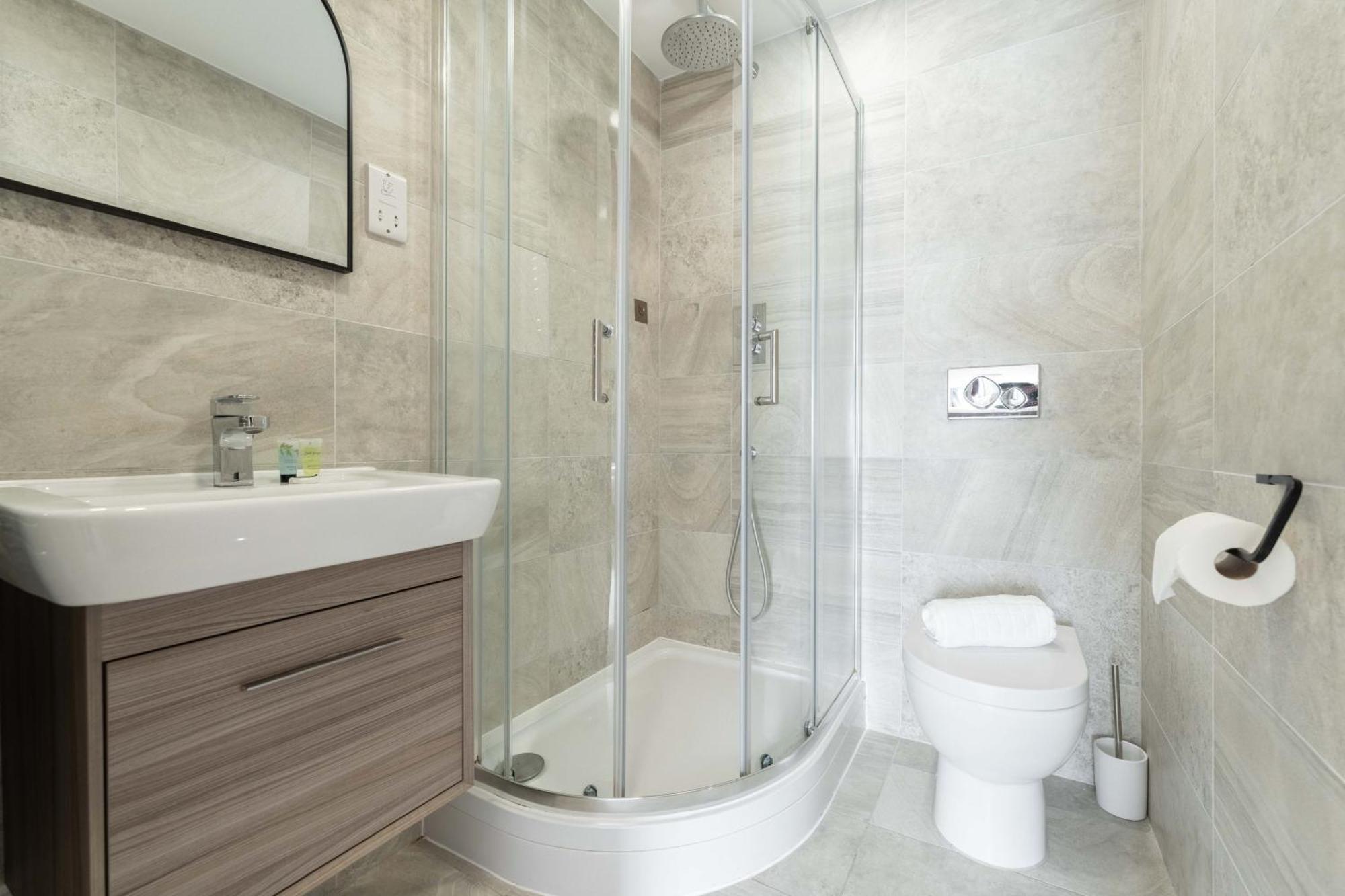 Apartment Luxury 2-bedroom In Leeds Centre Close To Attractions