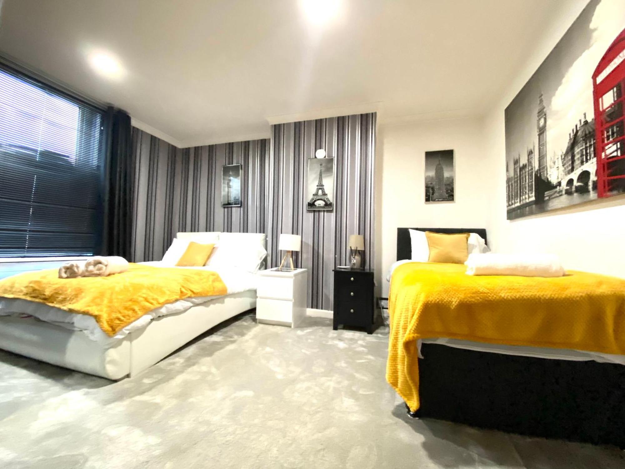 Apartment Leeds House