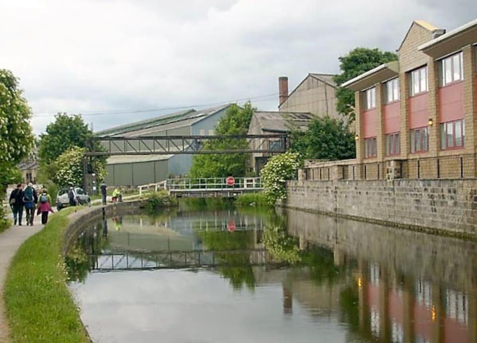 *fl1k* For Your Relaxed & Cosy + Free Parking + Free Fast Wifi Apartment Leeds (West Yorkshire)