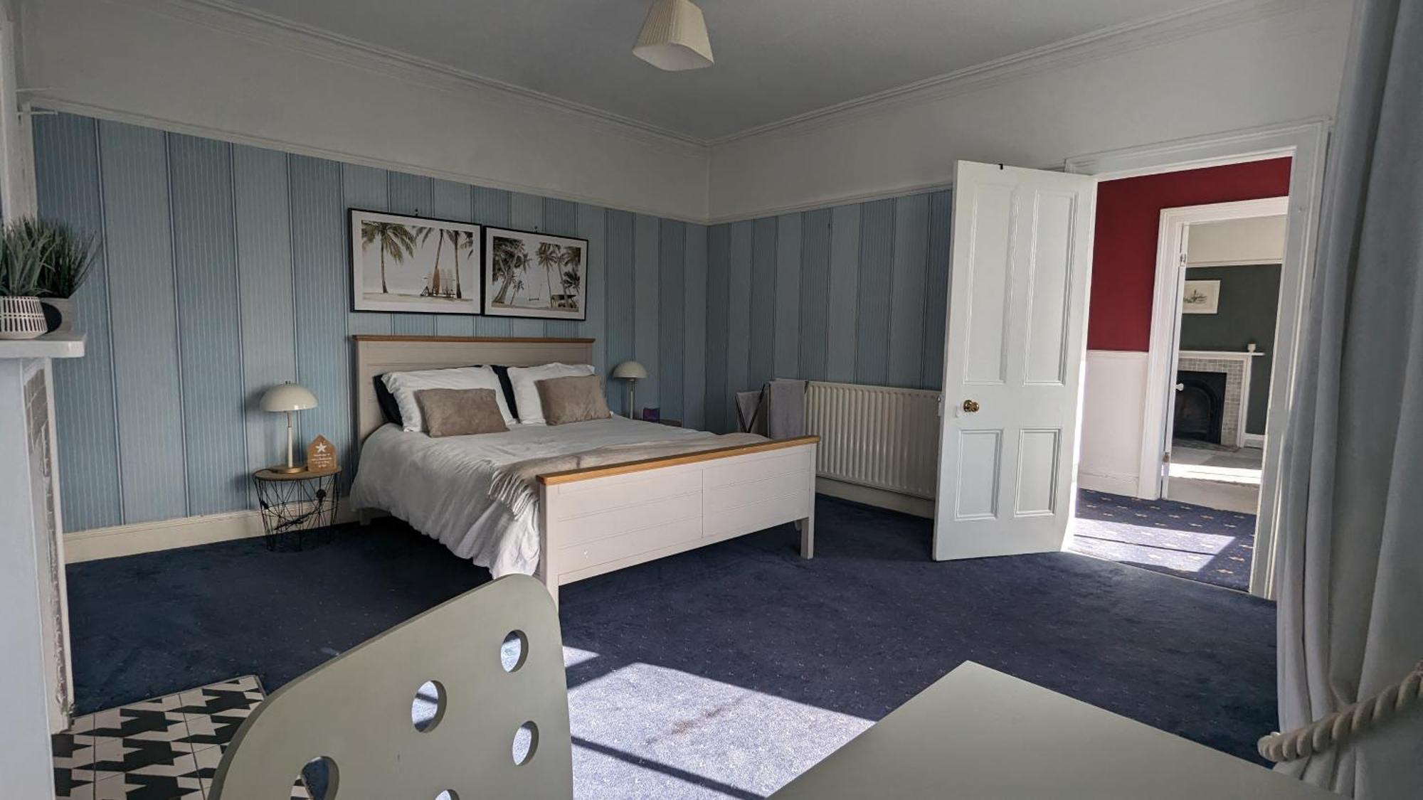 Holiday home Spacious Home, By Headingley Stadium, Lgi, Leeds Arena, And The Of Leeds *