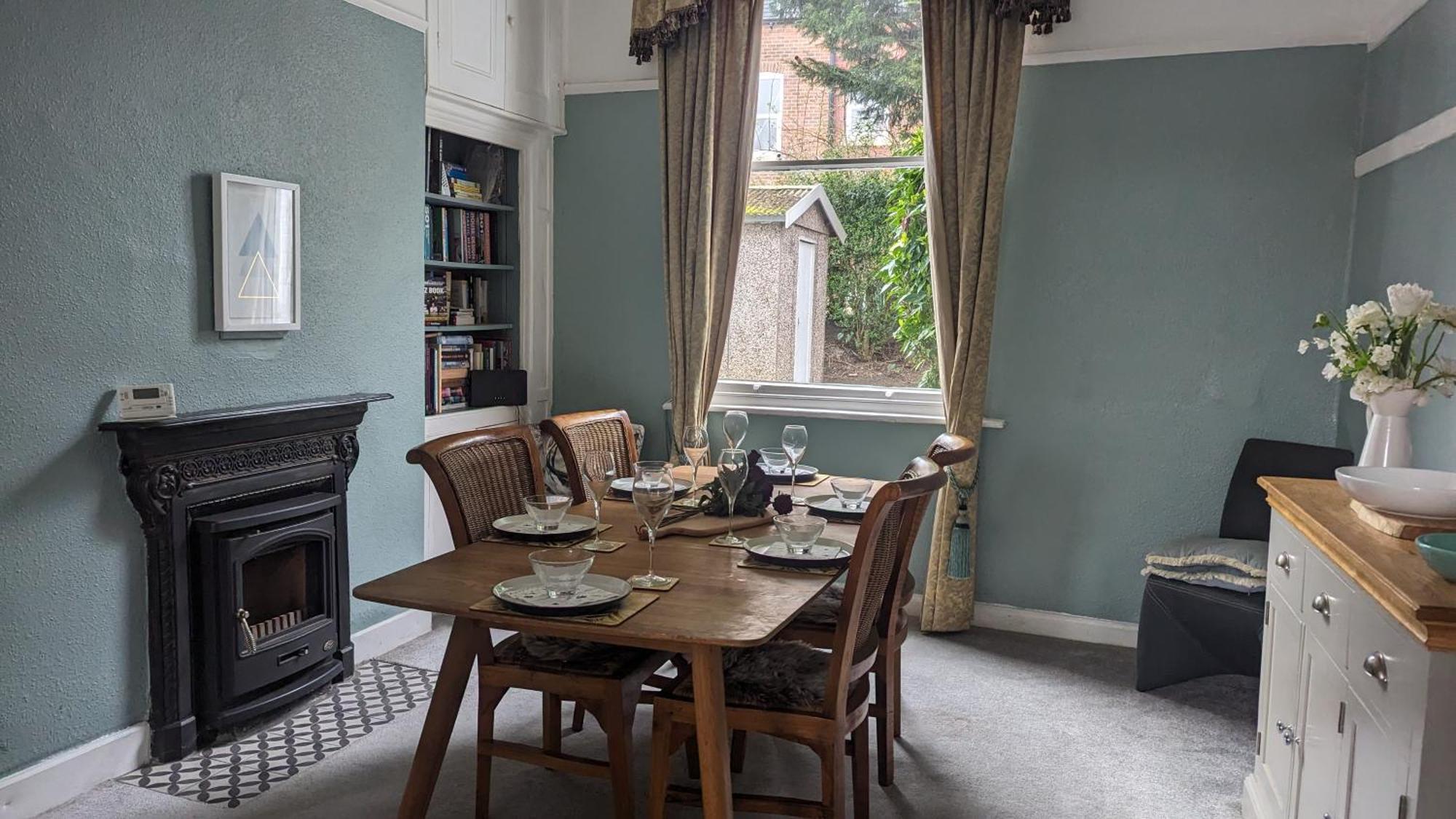 Spacious Home, By Headingley Stadium, Lgi, Leeds Arena, And The Of Leeds * Leeds (West Yorkshire)
