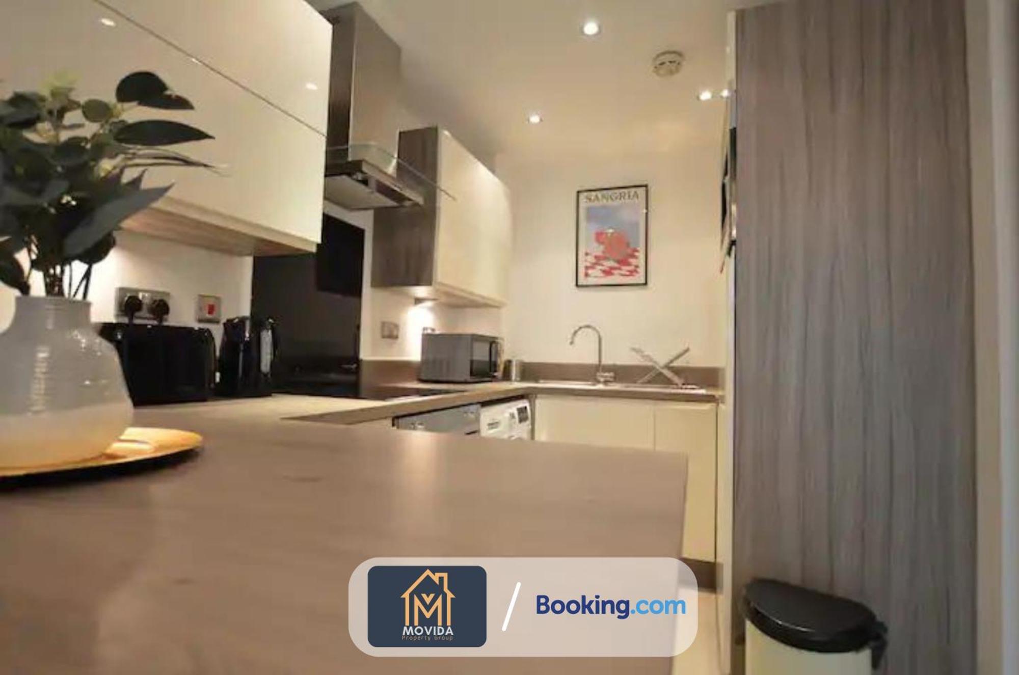 Beautiful Next To Lgi By Movida Group Short Lets & Serviced Apartment *