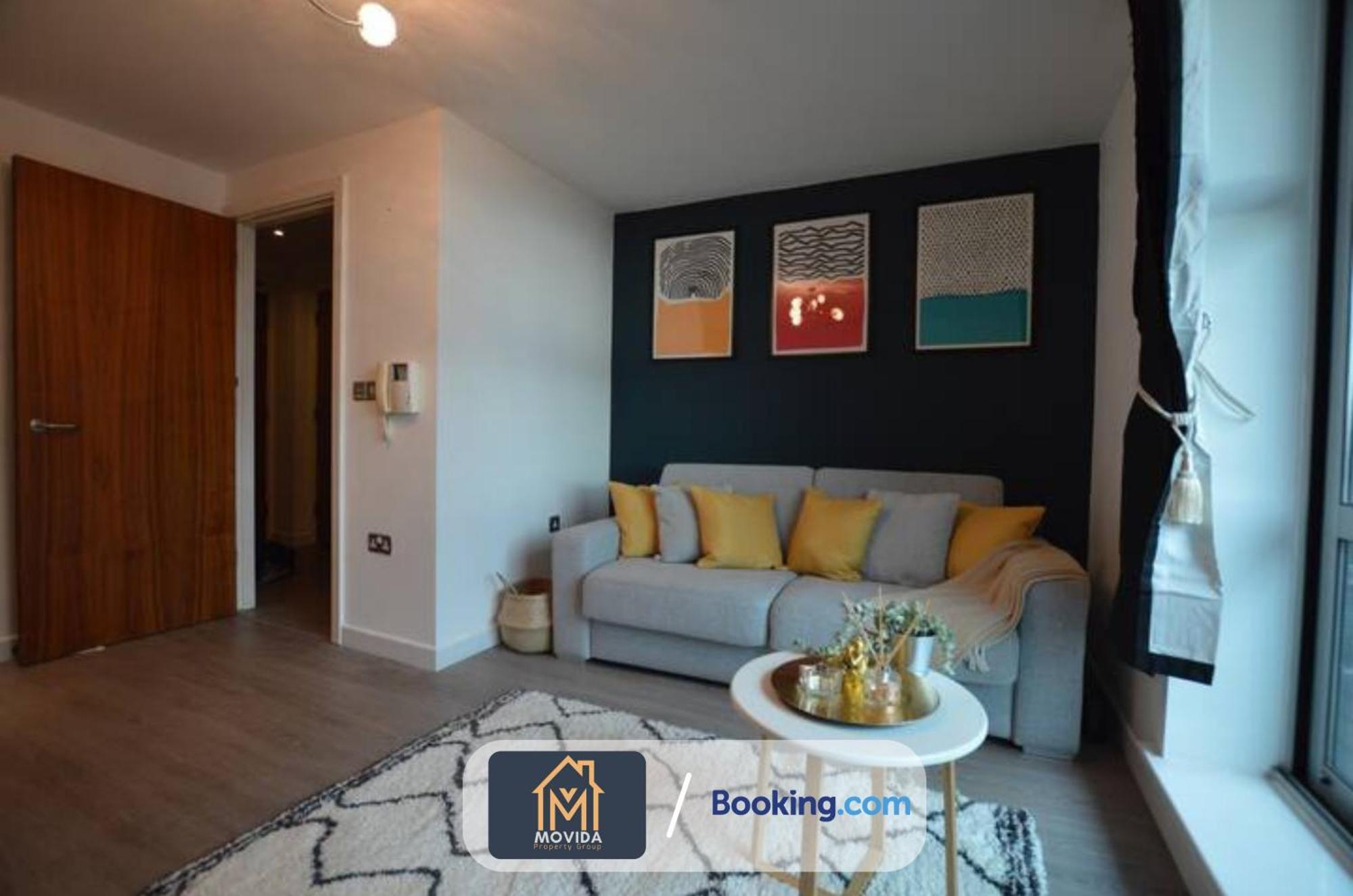 Apartment Beautiful Next To Lgi By Movida Group Short Lets & Serviced *