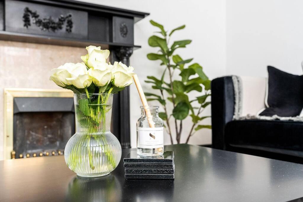Dawlish House - Newly Refurbished Gem * Leeds (West Yorkshire)