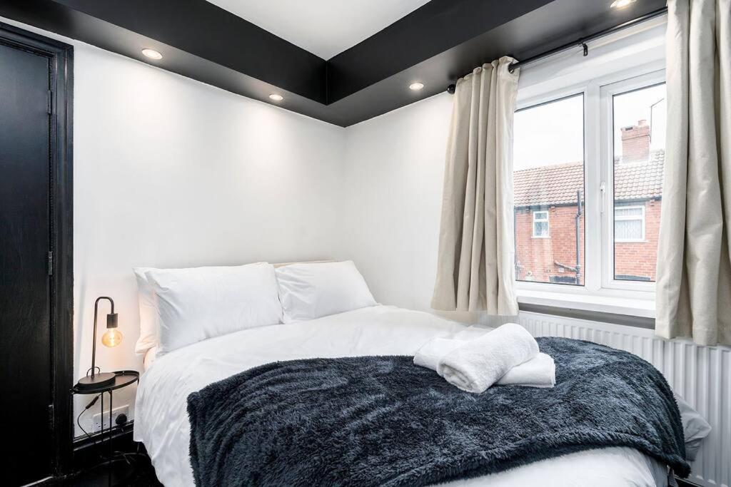 Dawlish House - Newly Refurbished Gem Leeds (West Yorkshire)