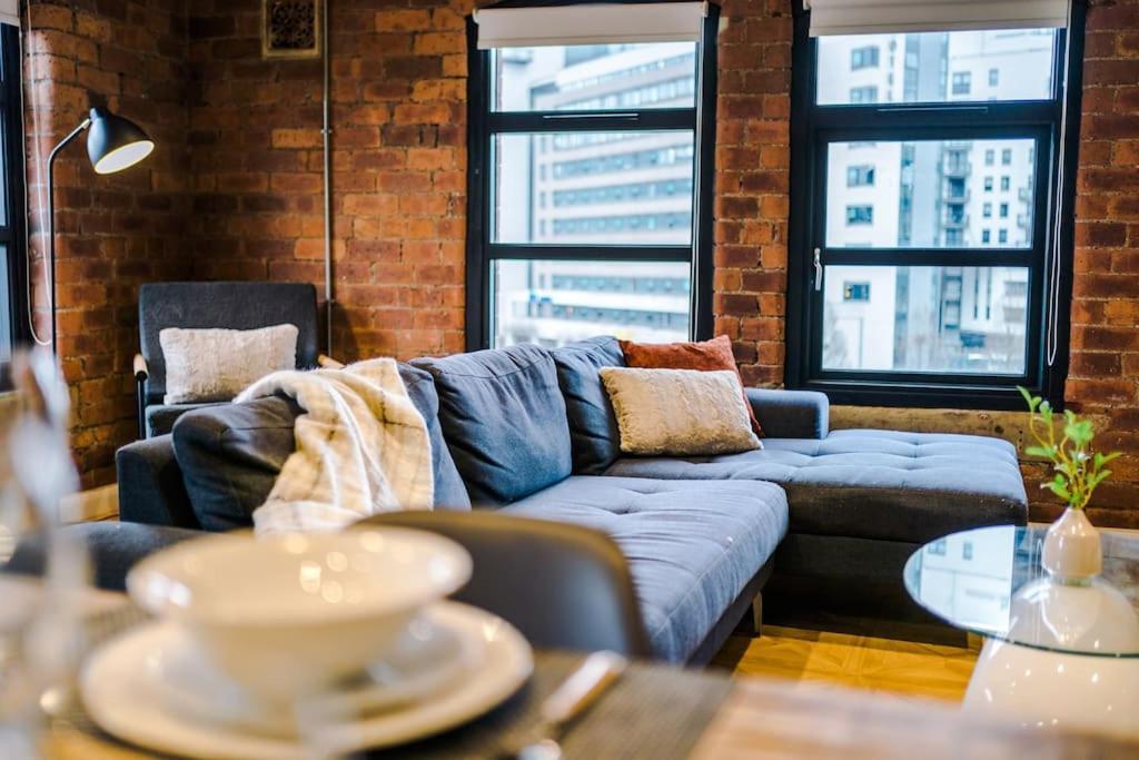Luxury Oversized With Signature Bathroom *