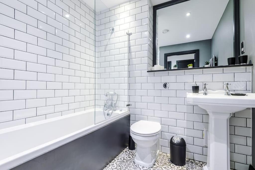 Luxury Oversized With Signature Bathroom