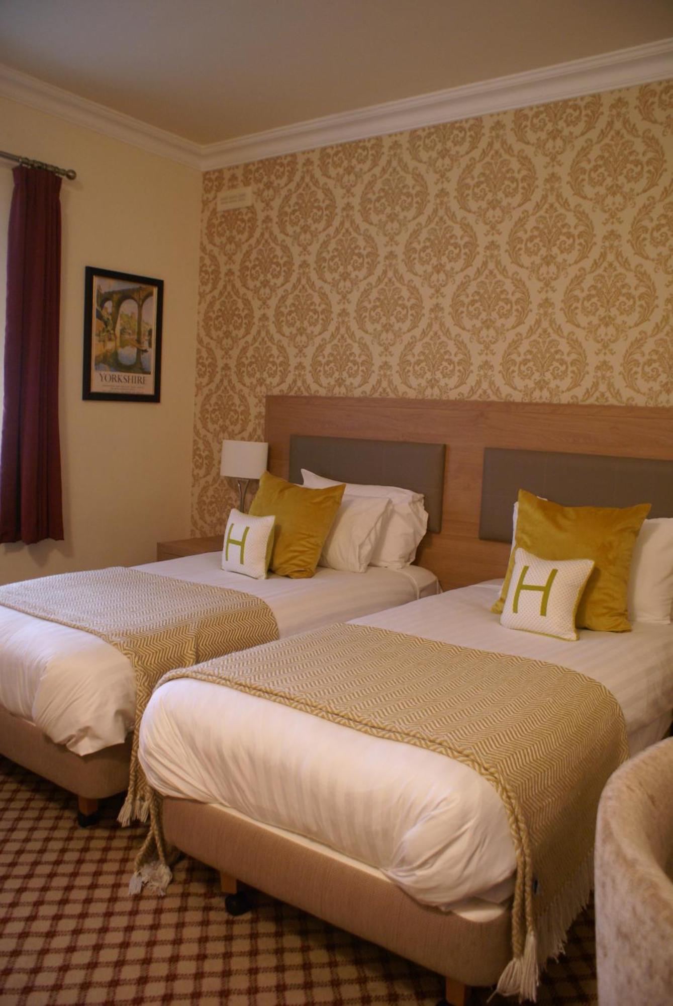 Haley's 3* Leeds (West Yorkshire)