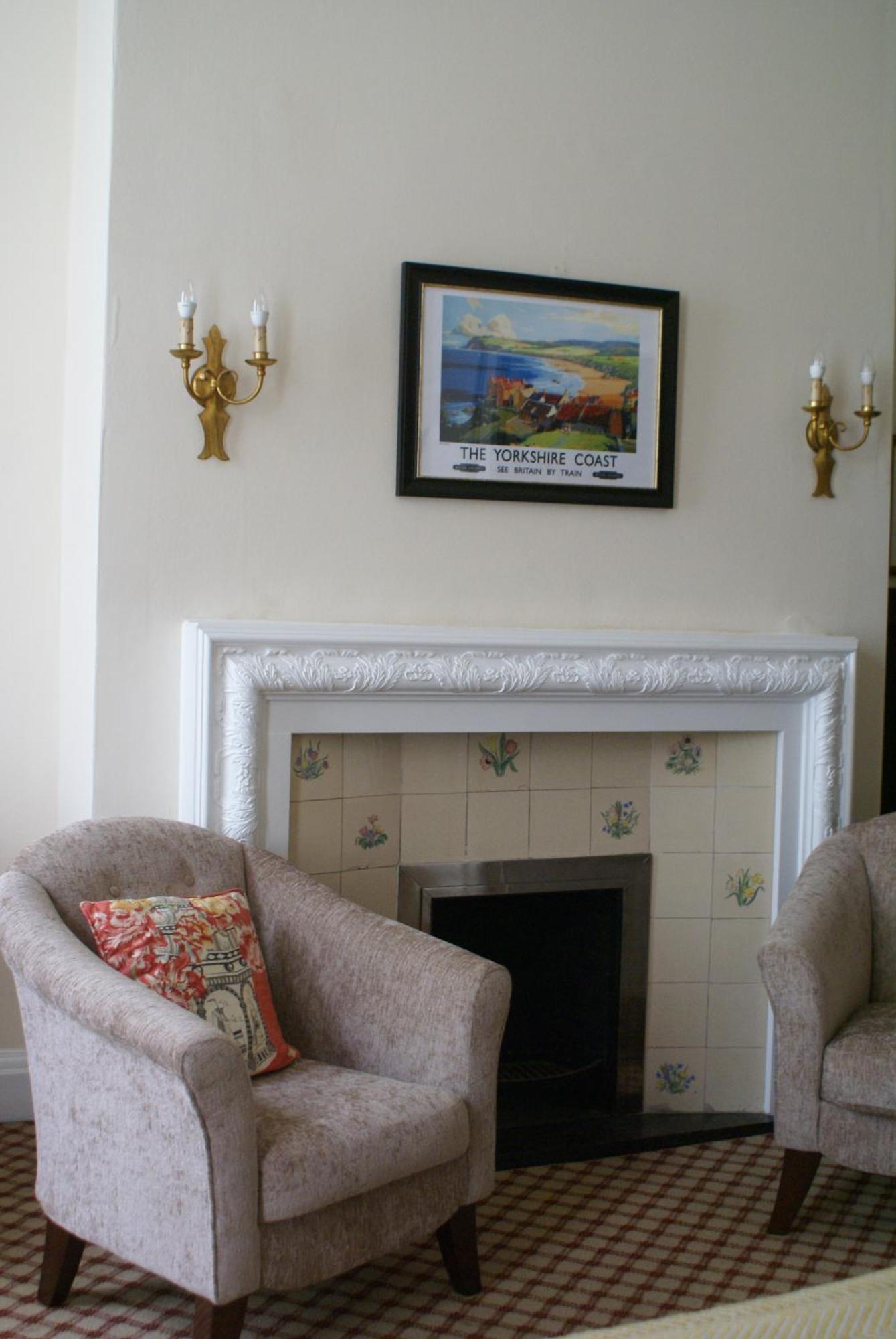 Haley's 3* Leeds (West Yorkshire)