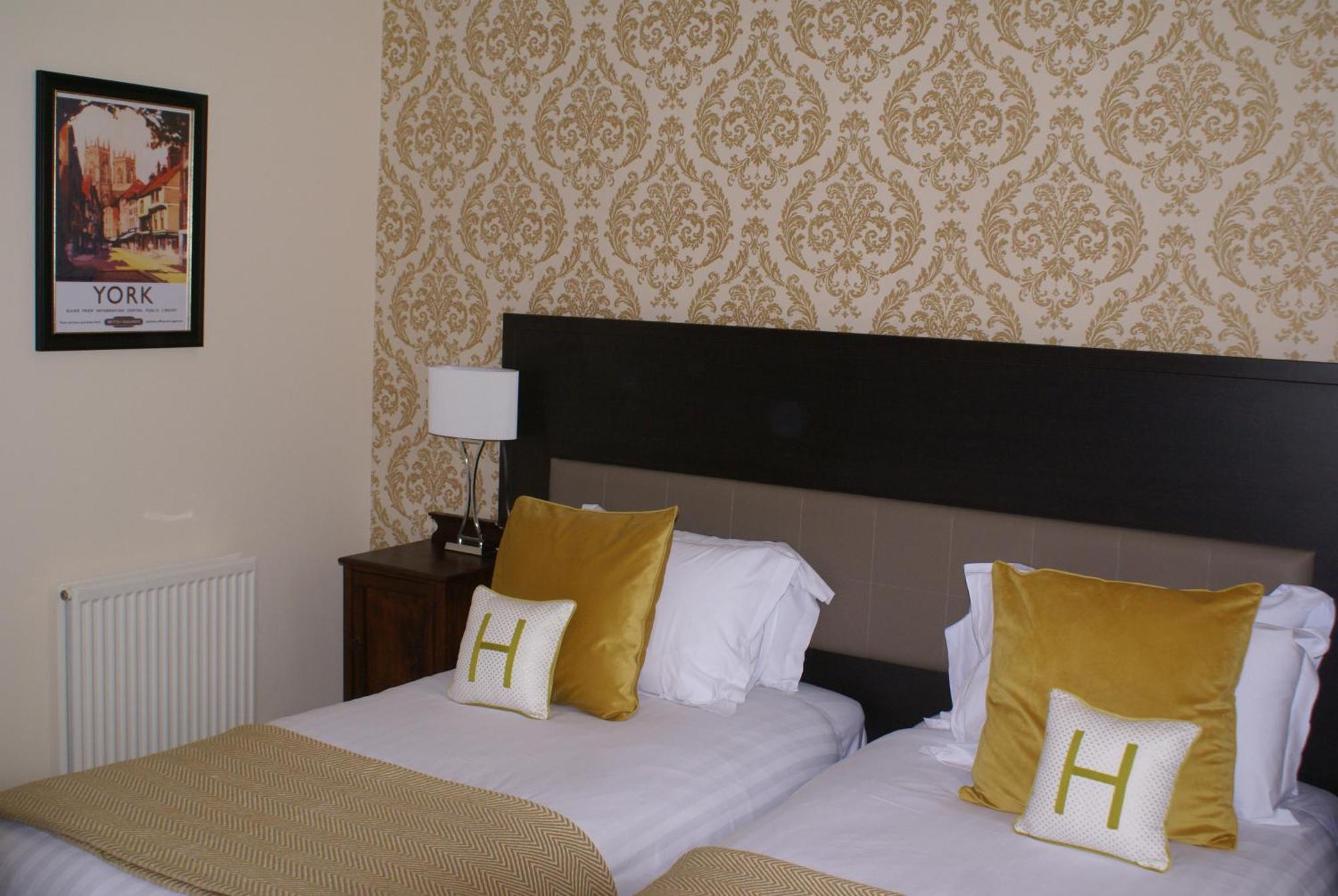 Haley's Hotel