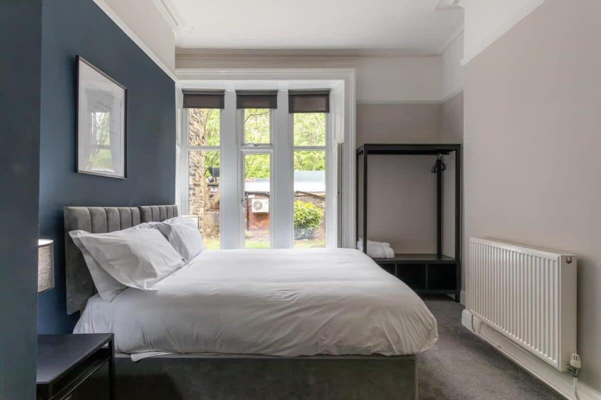 Apartment Beautiful In A Stone Built Victorian Leeds (West Yorkshire)