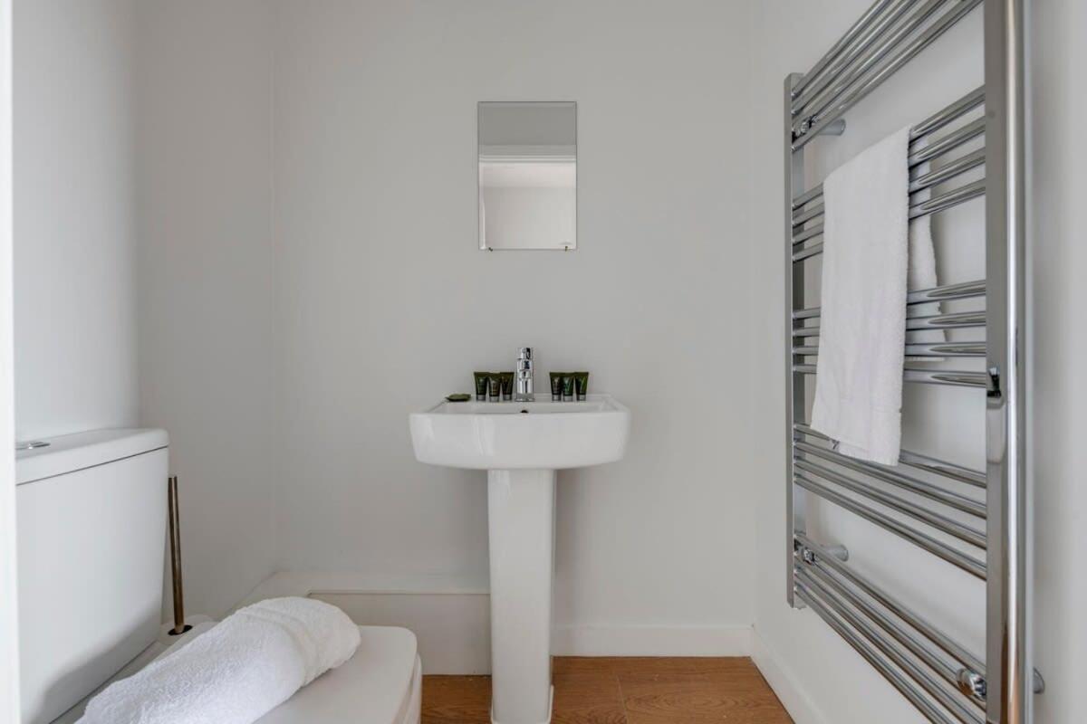 Apartment Spacious 1 Bedroom In A Converted Mill