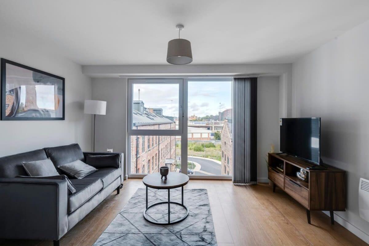 Spacious 1 Bedroom In A Converted Mill *