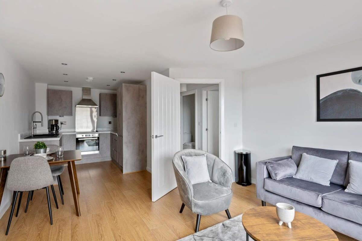Spacious 1 Bedroom In A Converted Mill Apartment Leeds (West Yorkshire)