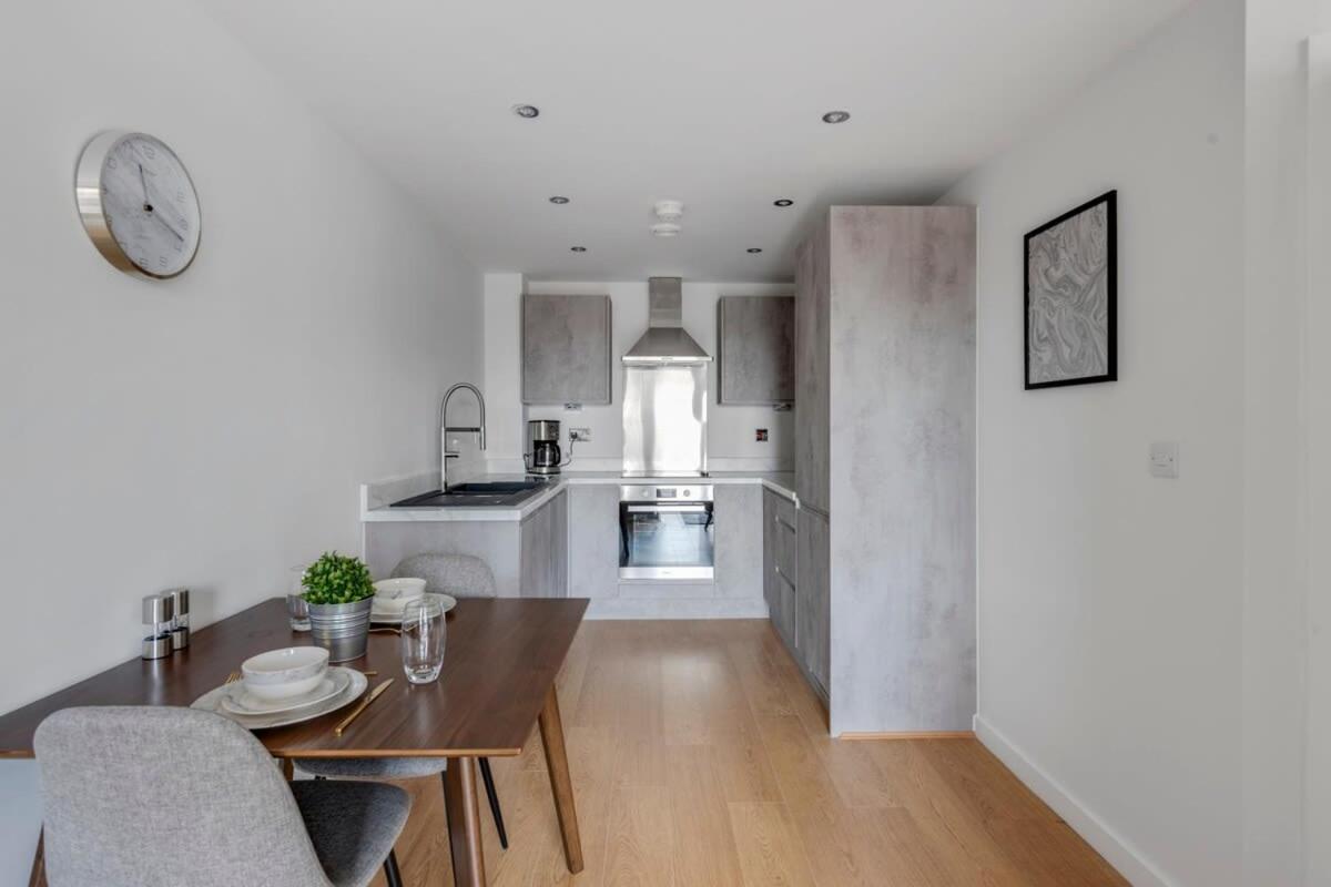 Apartment Spacious 1 Bedroom In A Converted Mill Leeds (West Yorkshire)