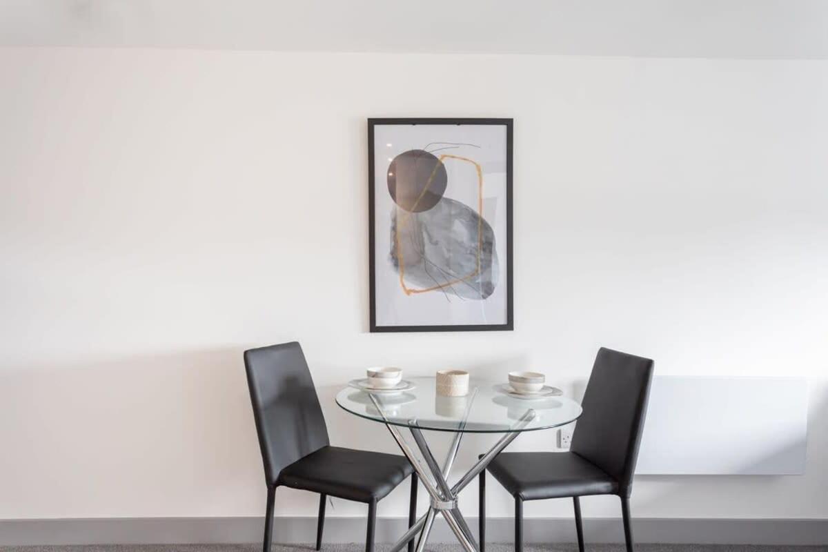 Cosy & Modern 1 Bed Leeds *