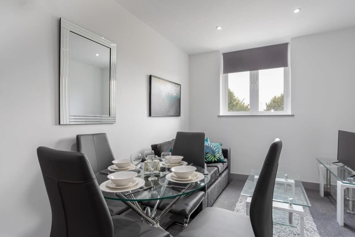 Charming 1 Bed In Apartment