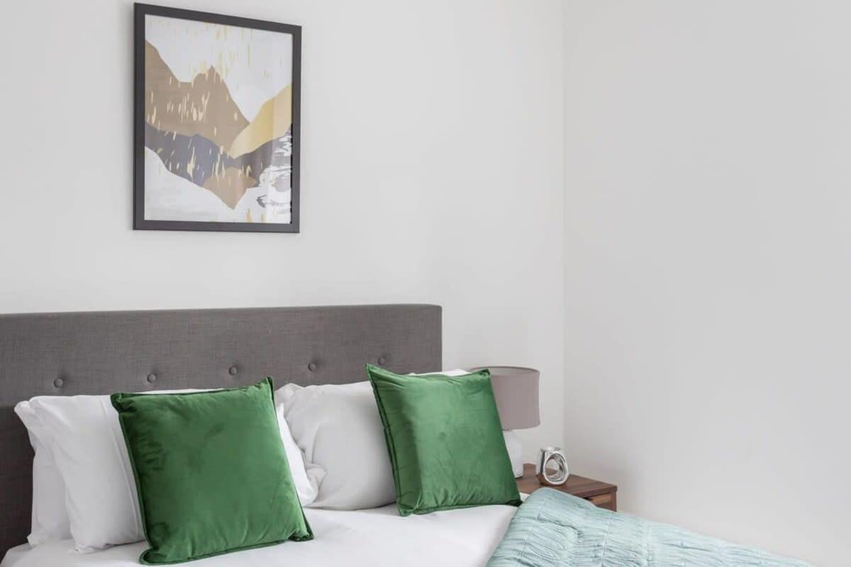 Modern 1 Bedroom Leeds Apartment Leeds (West Yorkshire)