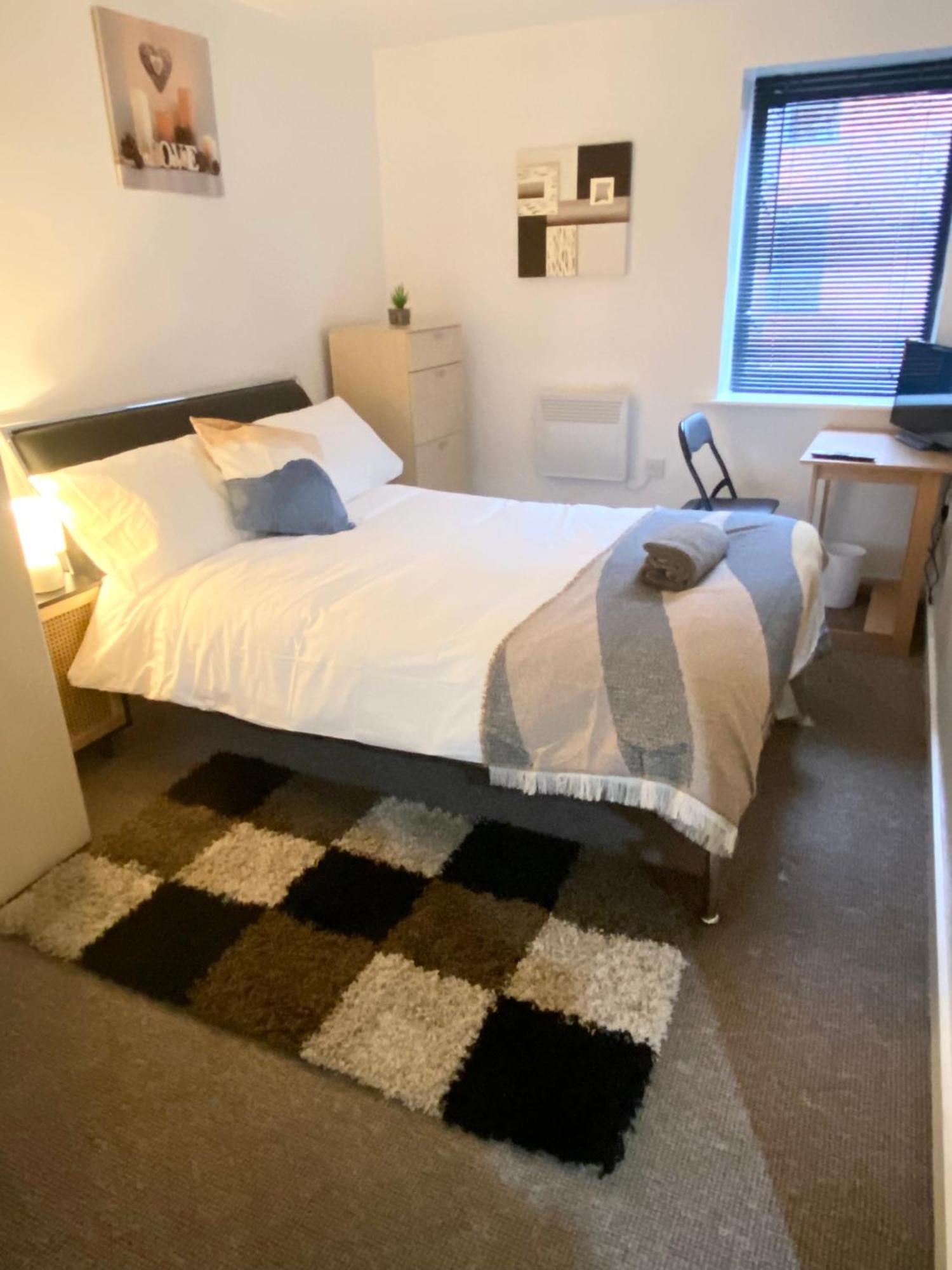 Apartment Manhattan* Peaceful Centre, 2 Bedroom 2 Bathroom Leeds (West Yorkshire)