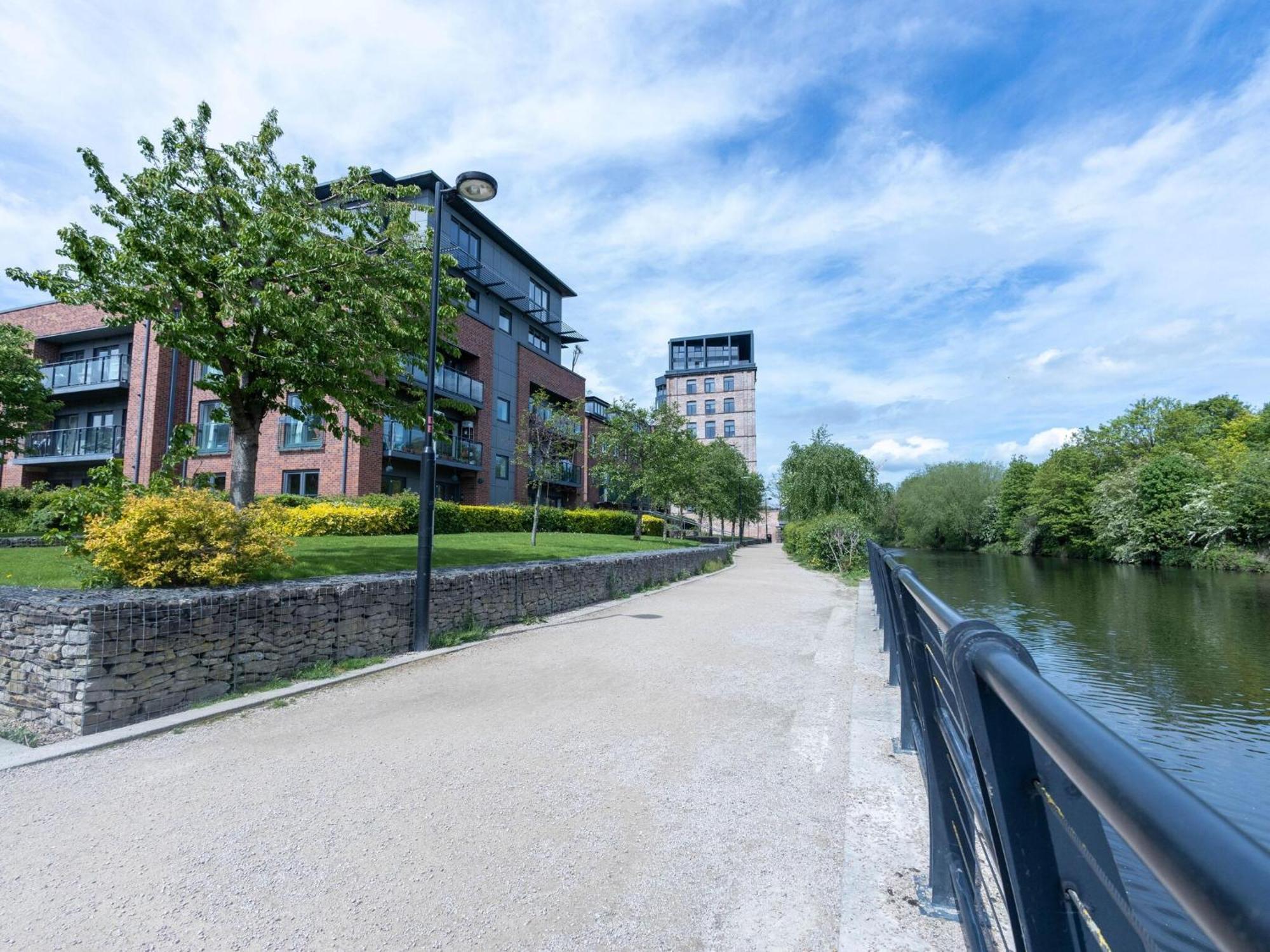 Apartment Leeds Haven Niche 1 2 Bedroom With Cityscape Views By Belvilla