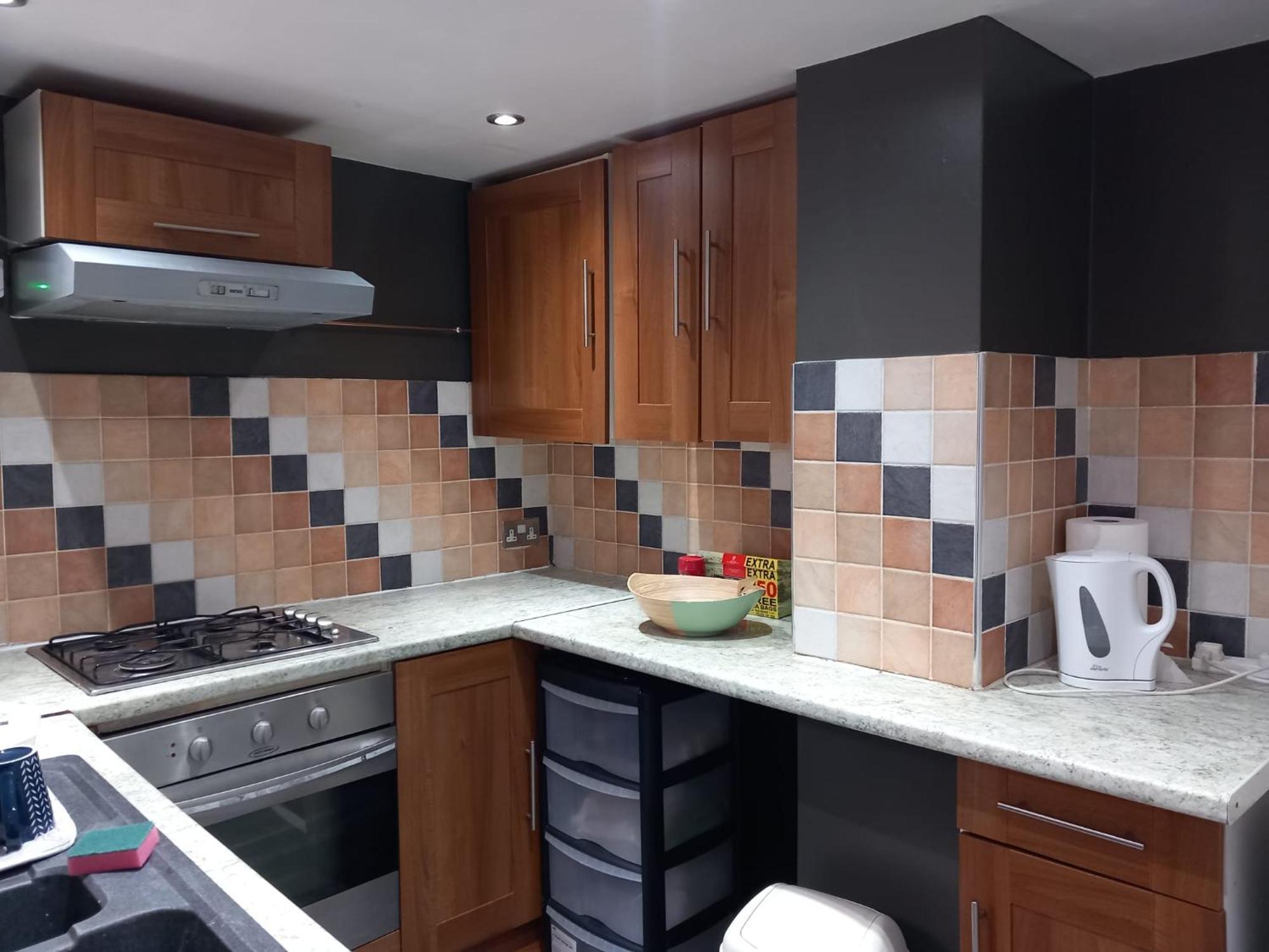 Jasmine Haus * Leeds (West Yorkshire)