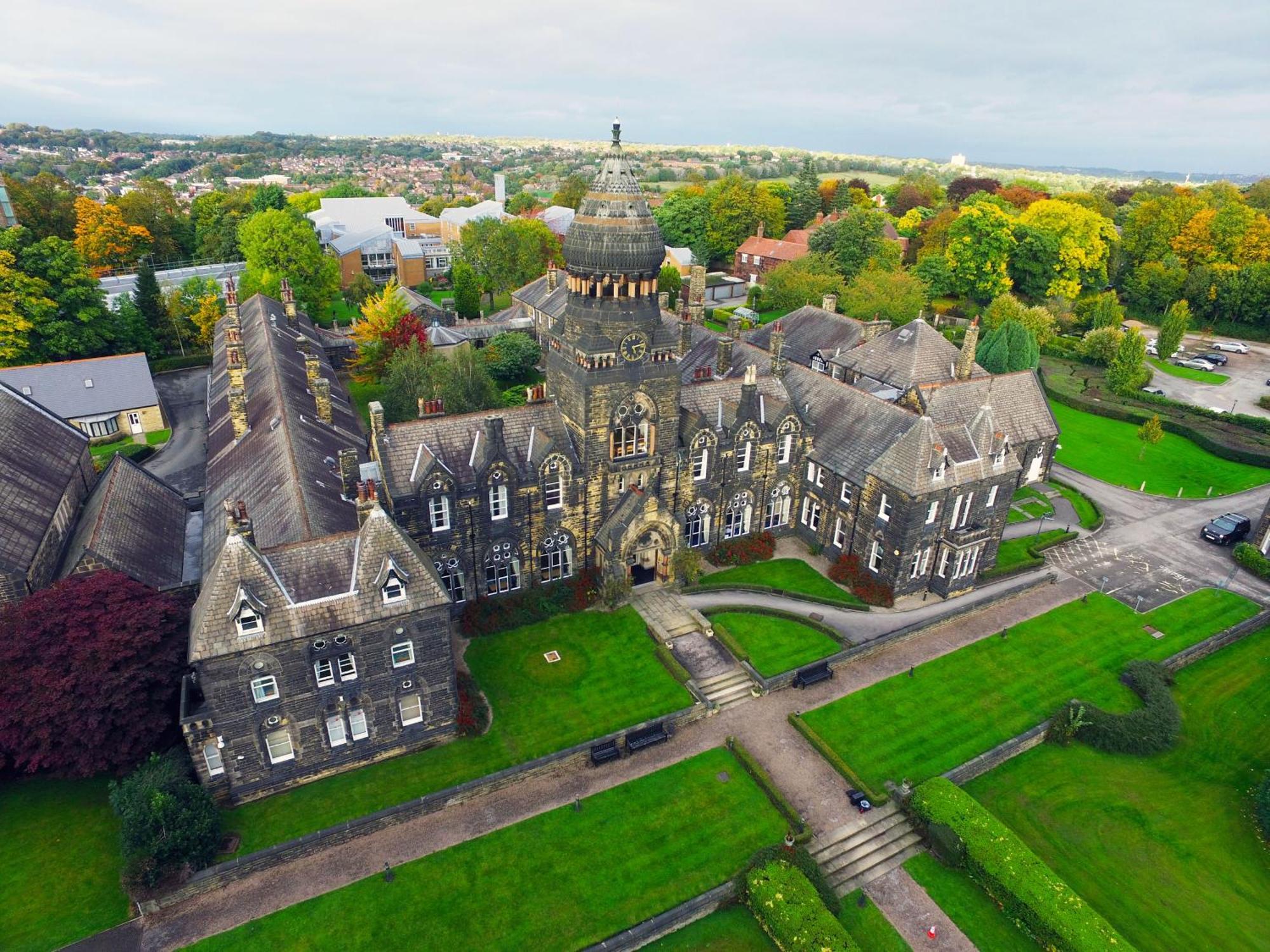 Hinsley Hall Leeds (West Yorkshire)