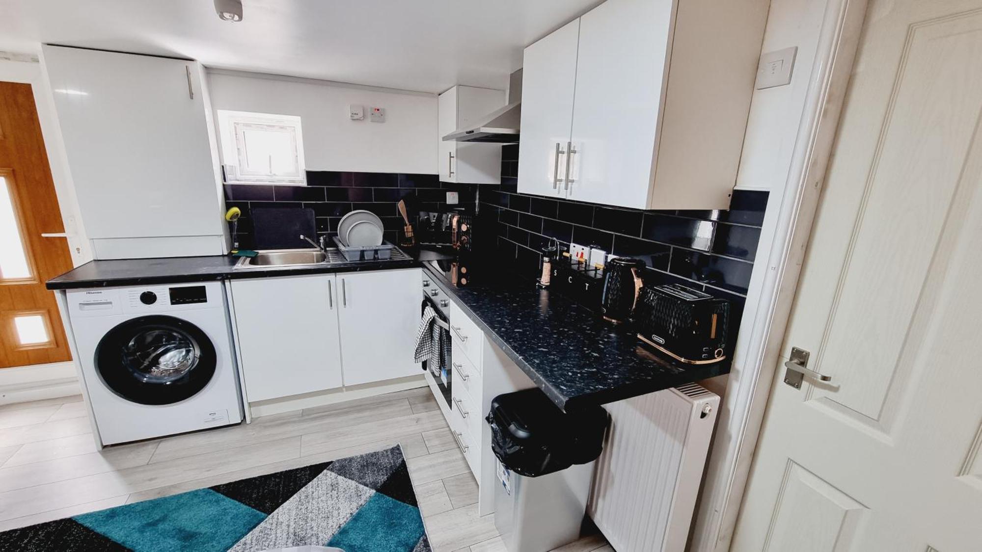 Bright Sunny, Double Bed With Garden, Tv And Wi-fi Leeds (West Yorkshire)