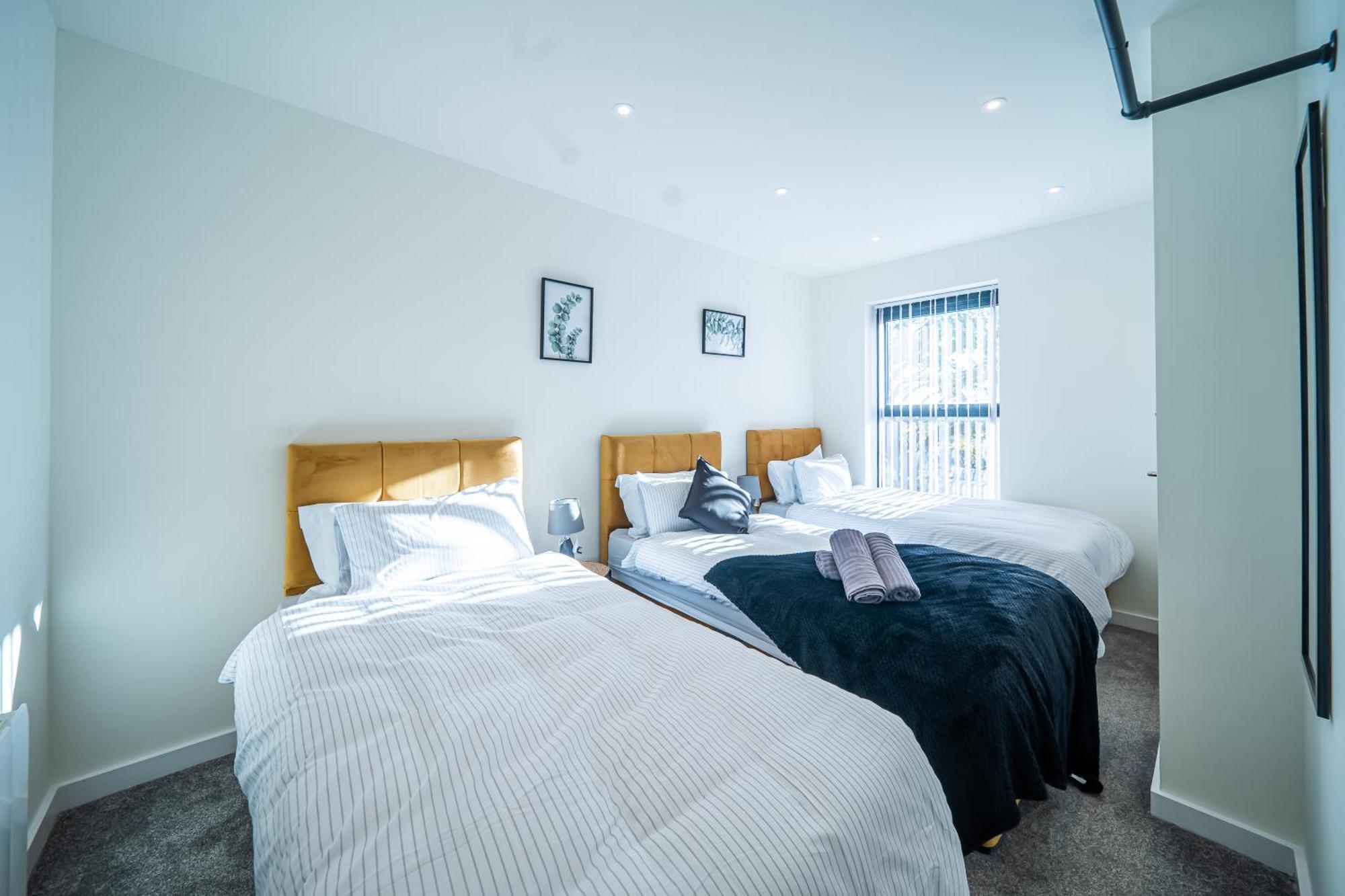 4-bed Townhouse, Secure & Close To Centre- Ideal For Corporate Guests * Leeds (West Yorkshire)