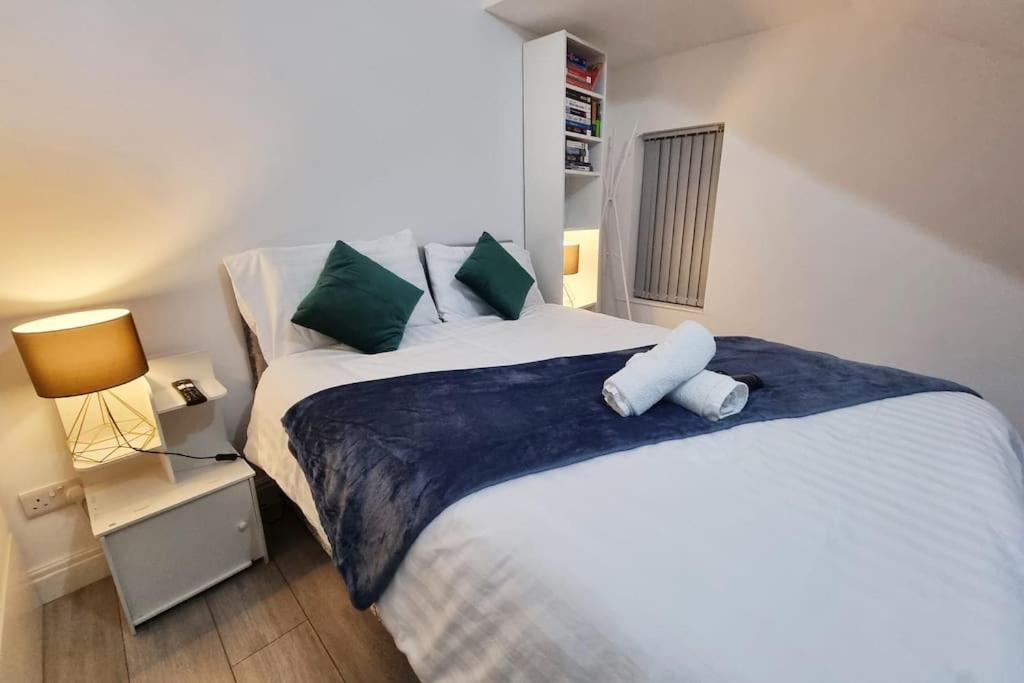 Apartment Cosy And Tranquil Home, Free Wifi, Parking