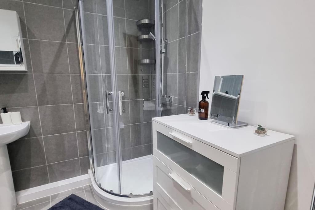 Apartment Cosy And Tranquil Home, Free Wifi, Parking