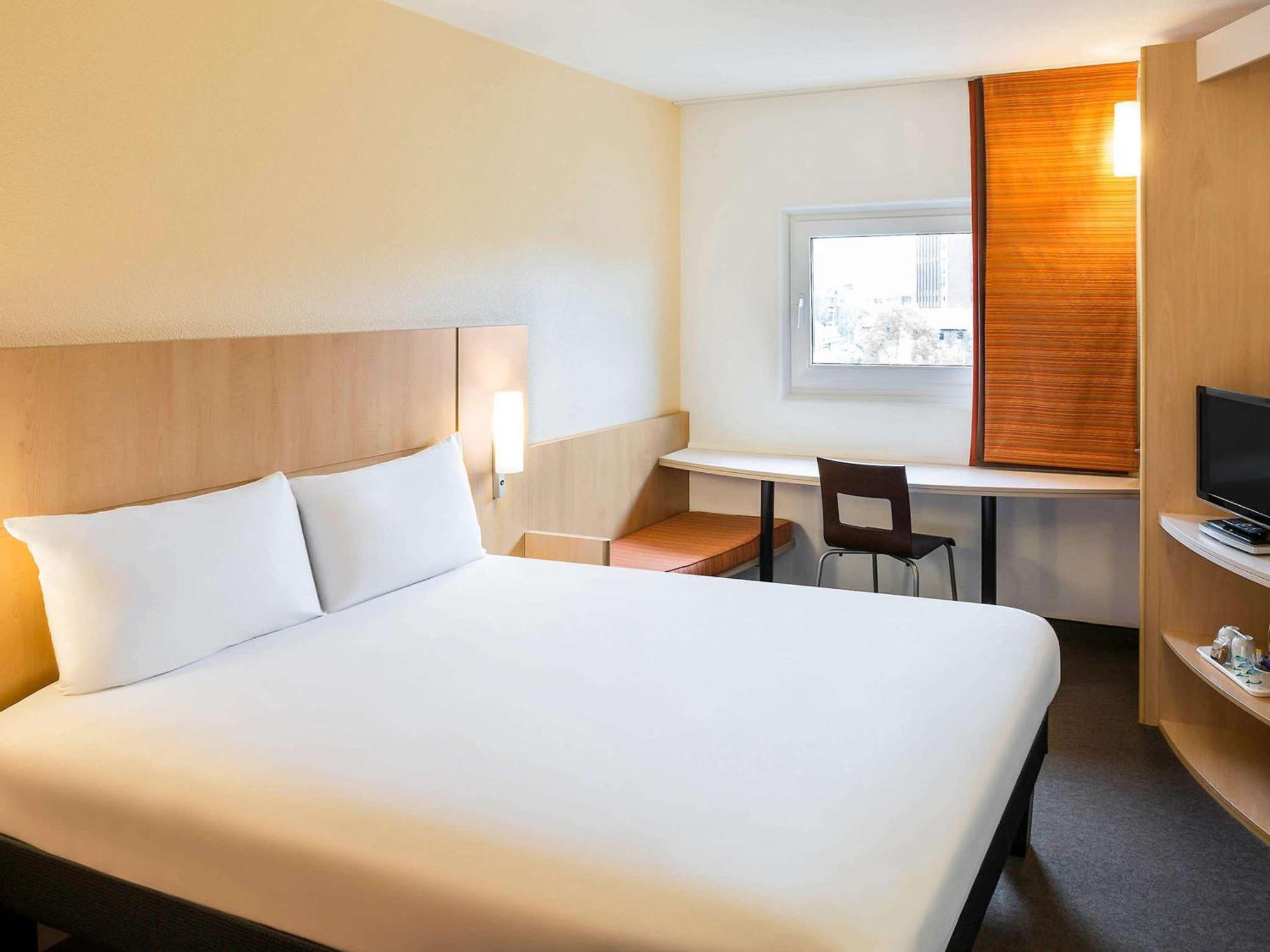 Ibis Leeds Centre Marlborough Street 2*