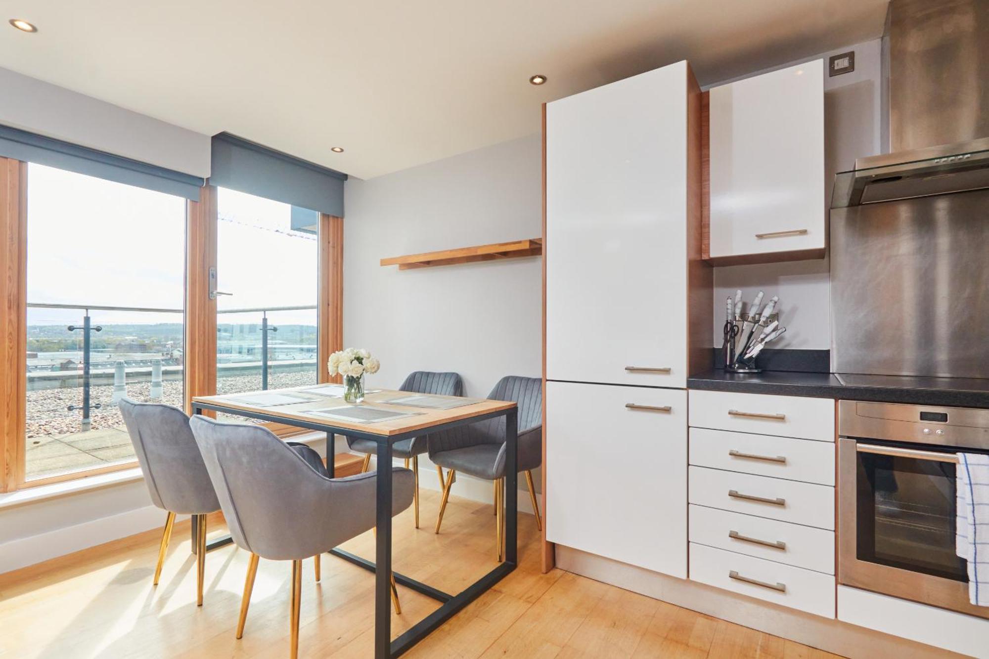 King Penthouse View&free Parking! Apartment