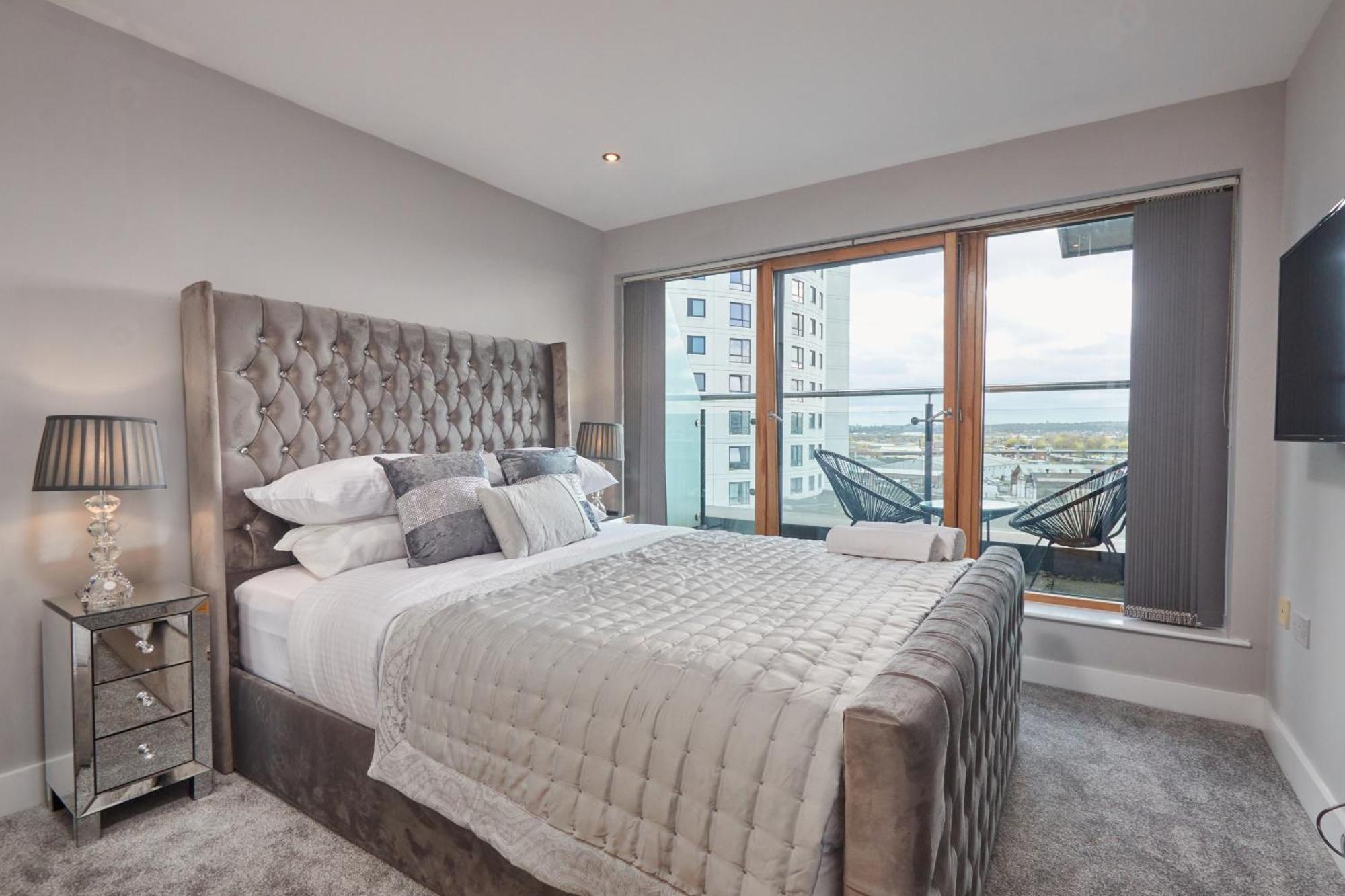 King Penthouse View&free Parking! Apartment