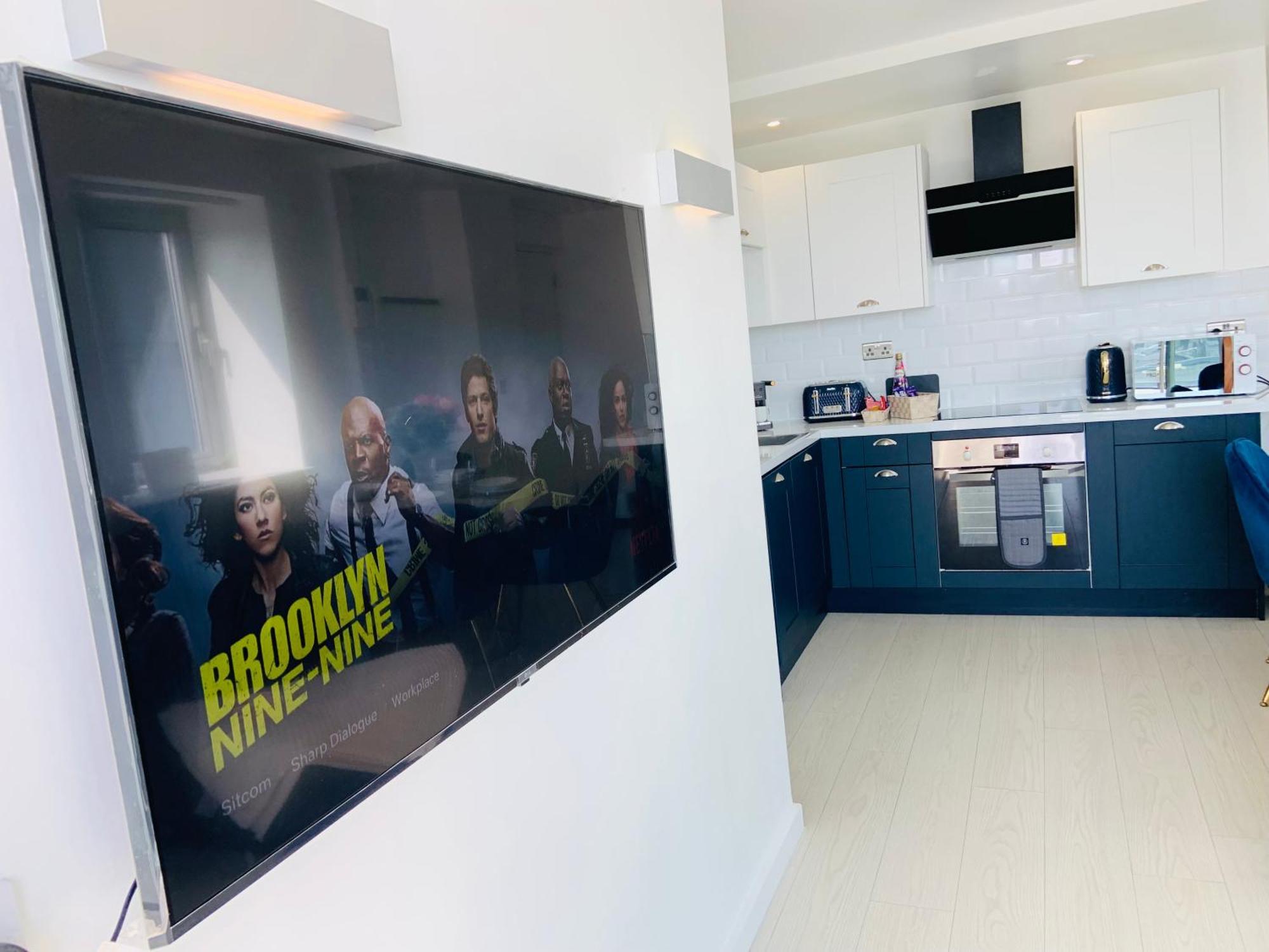 Apartment Winners Of 2025 Traveller Award, Elegant Two Bedroom With Netflix & Wifi *