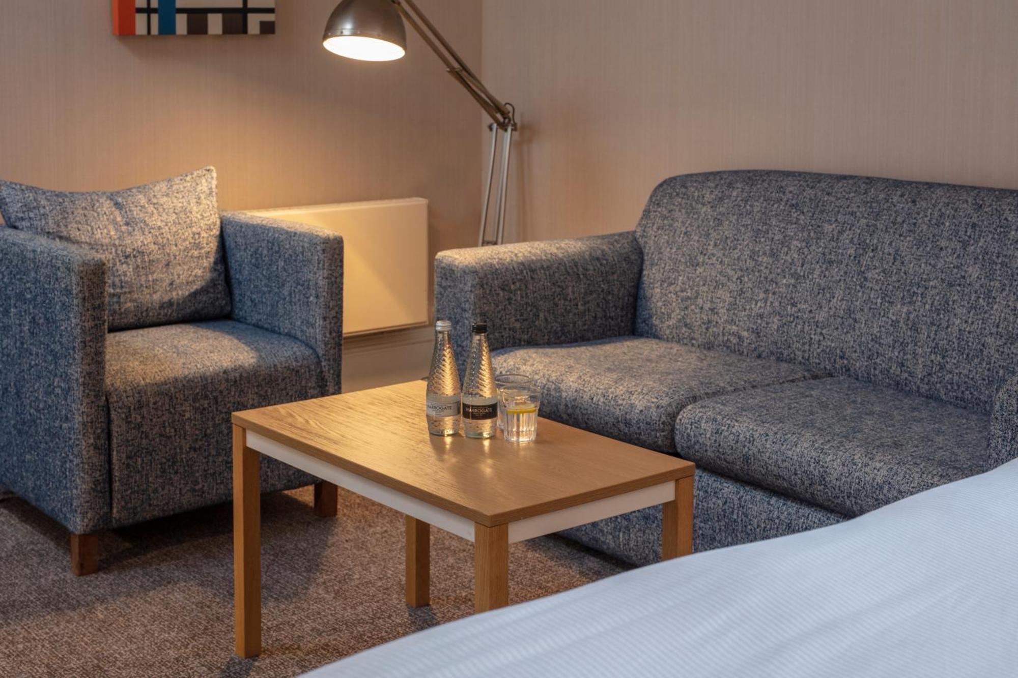 Oulton Hall Hotel, & Golf Hotel Leeds (West Yorkshire)
