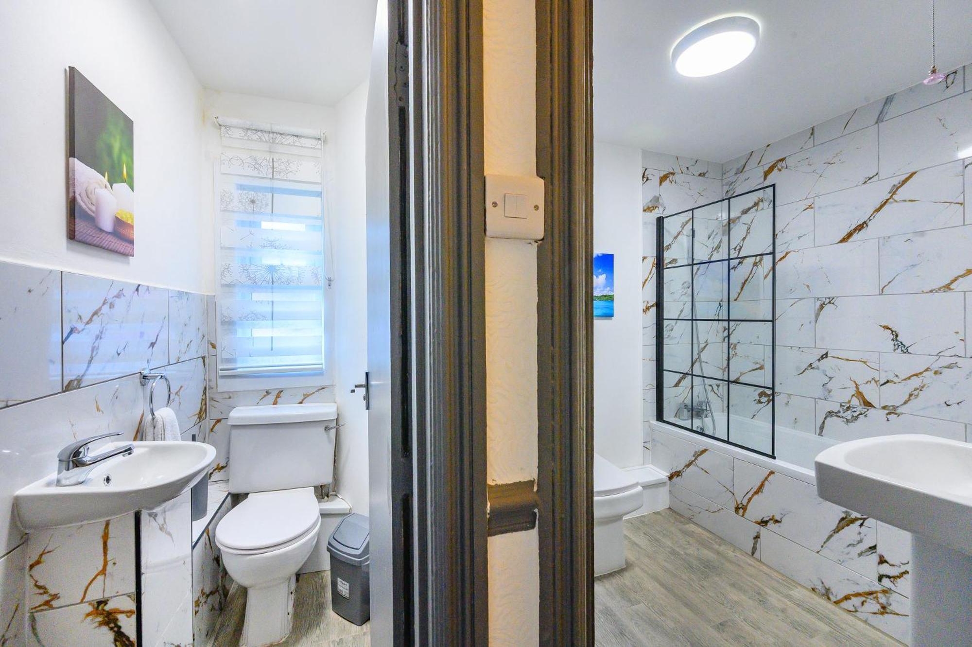 Homestay -rf7h- For Your Relaxed & Cosy Free Parking
