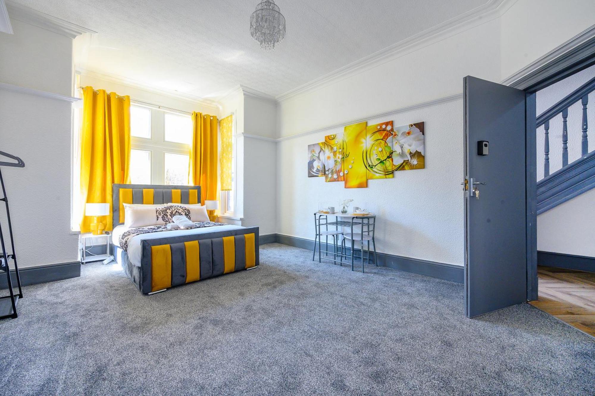 Homestay -rf7h- For Your Relaxed & Cosy Free Parking *