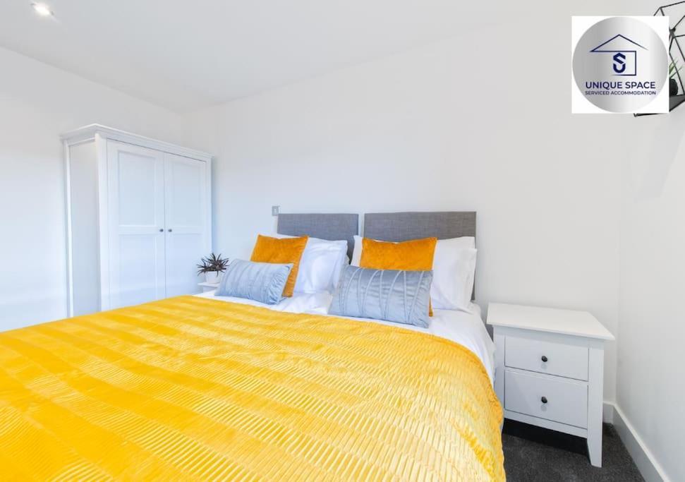 ✪leisure Stay✪relocation Or Business Stay✪1bed - Free Secure Parking Space Apartment