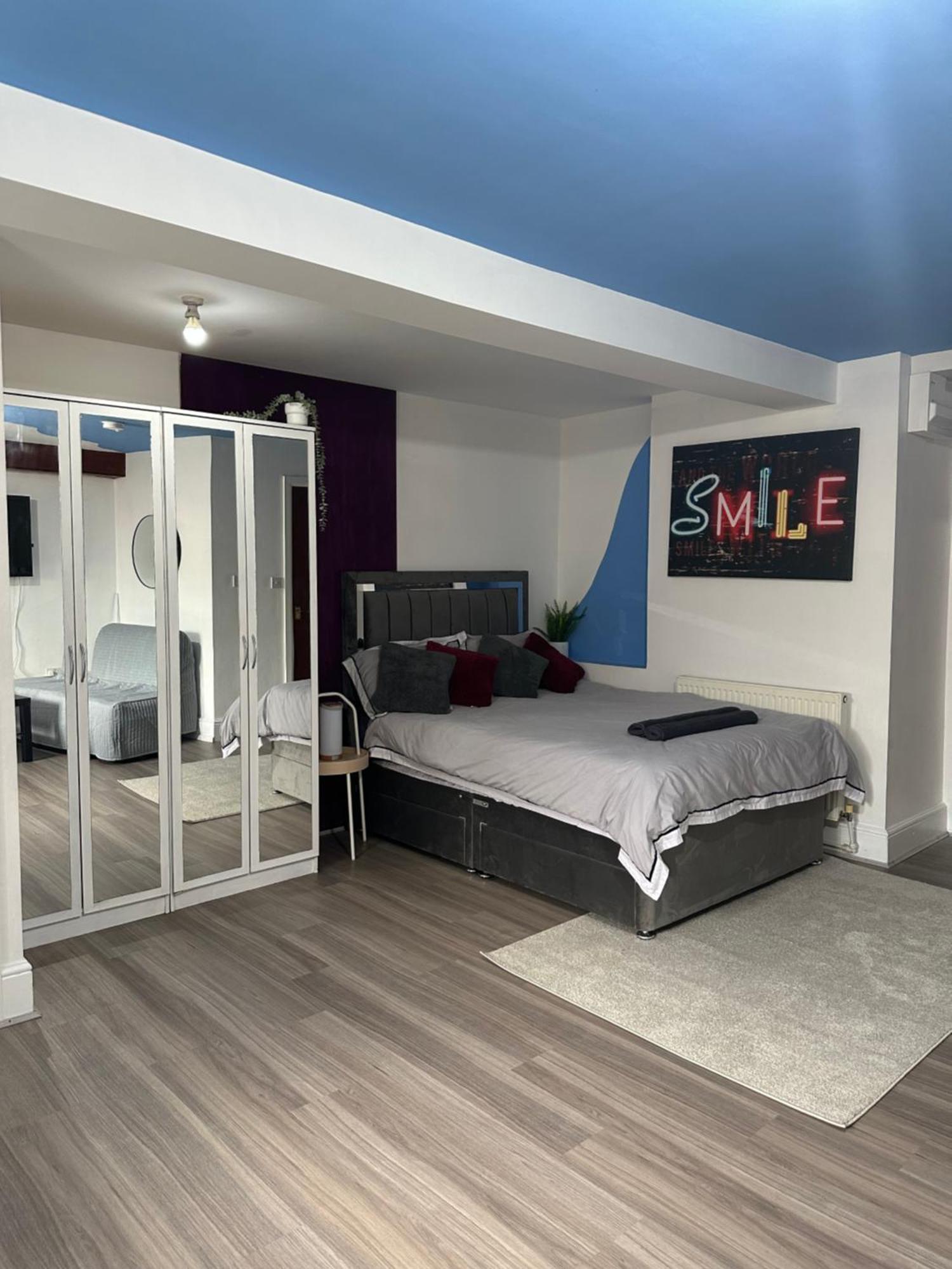 Modern & Cosy Near Centre Apartment Leeds (West Yorkshire)