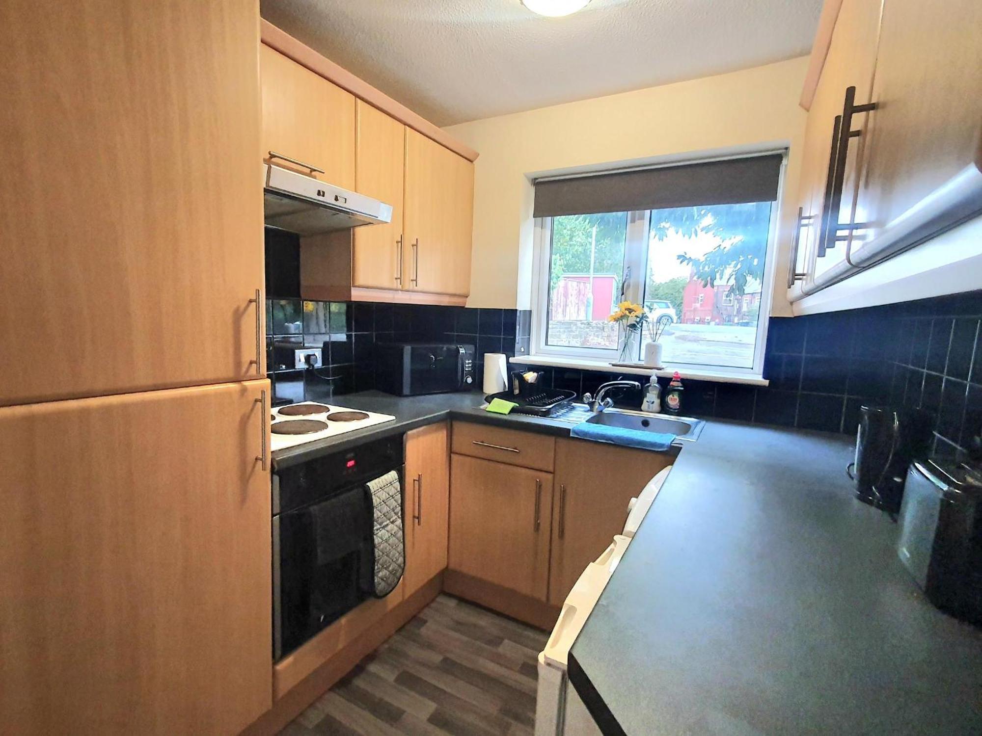 3 Beds - Leeds Centre & Lgi - Contact For Better Offers! Apartment Leeds (West Yorkshire)