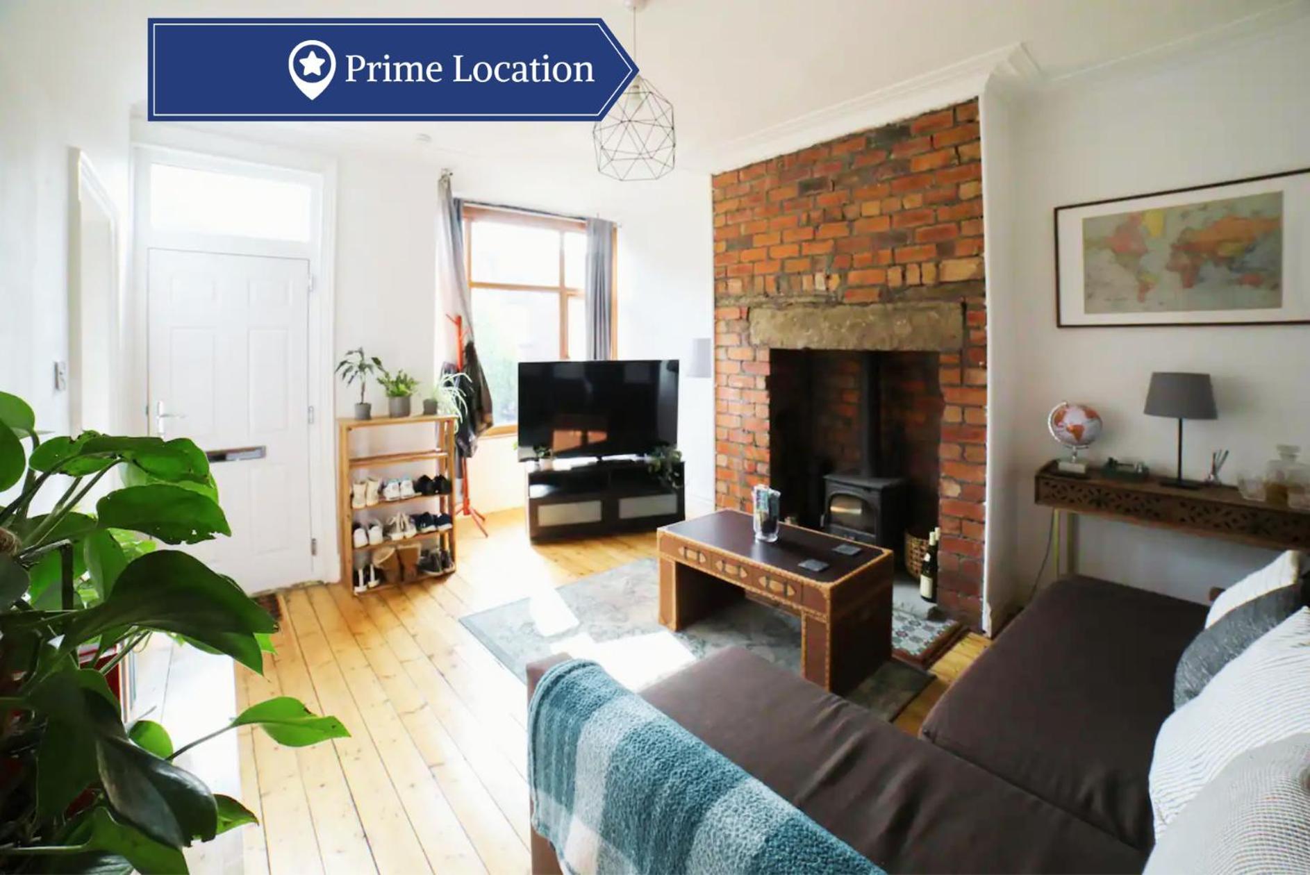 Delightful 2bed House Near Central Leeds *