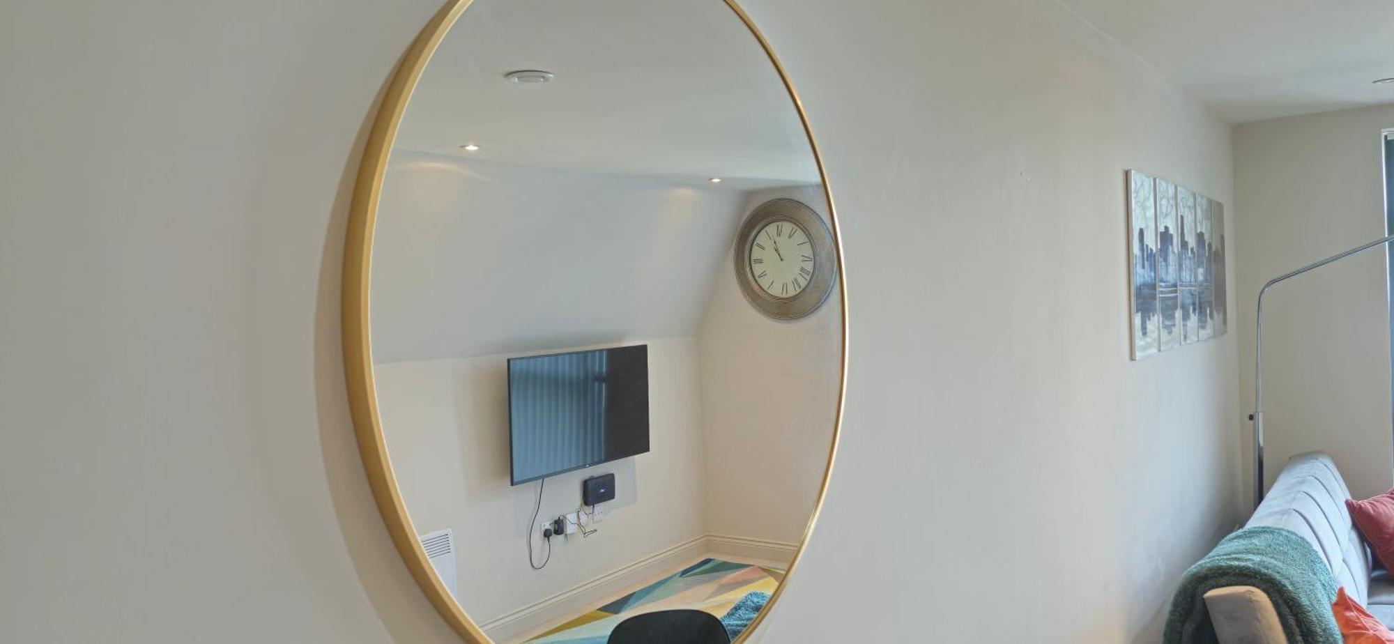 Mpl Luxury City - Free Netflix & Prime - First Direct Arena- Trinity Shopping - Sleeps 3-4 Apartment Leeds (West Yorkshire)