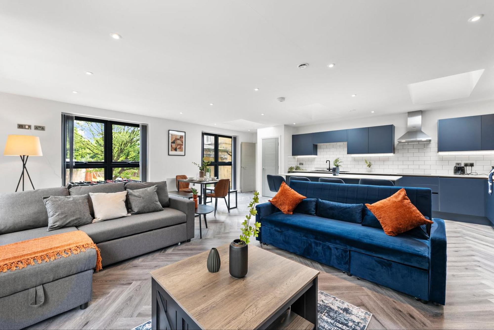 Stunning Large Leeds - Parking Apartment *