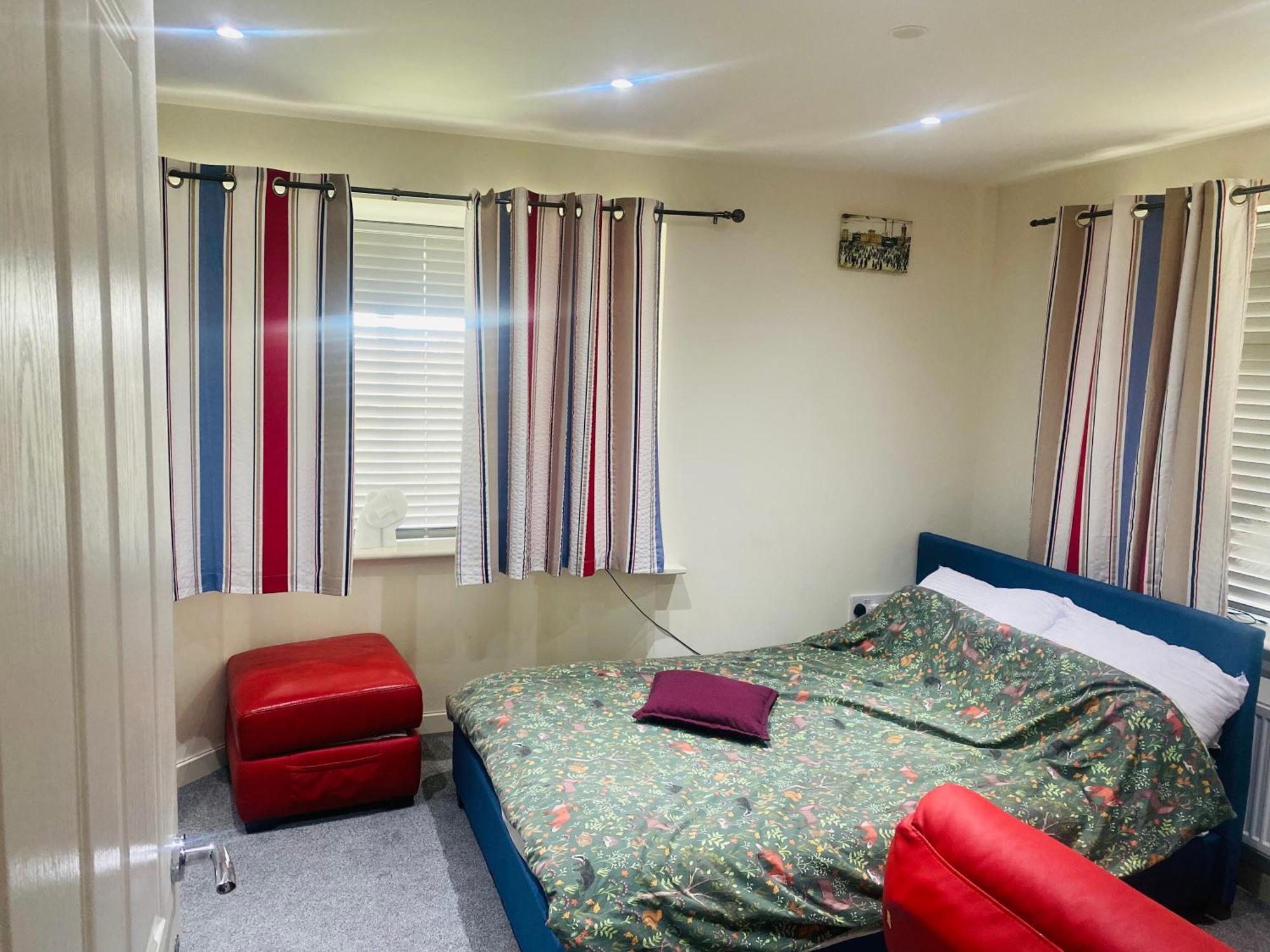 Dengenzy House * Leeds (West Yorkshire)