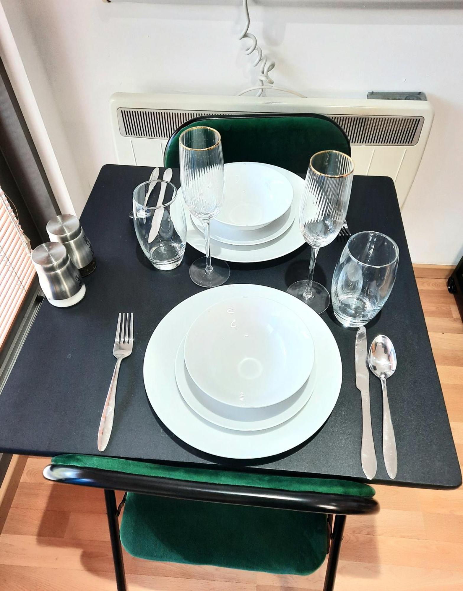 1-bed Apartment,leeds, Citi Space *